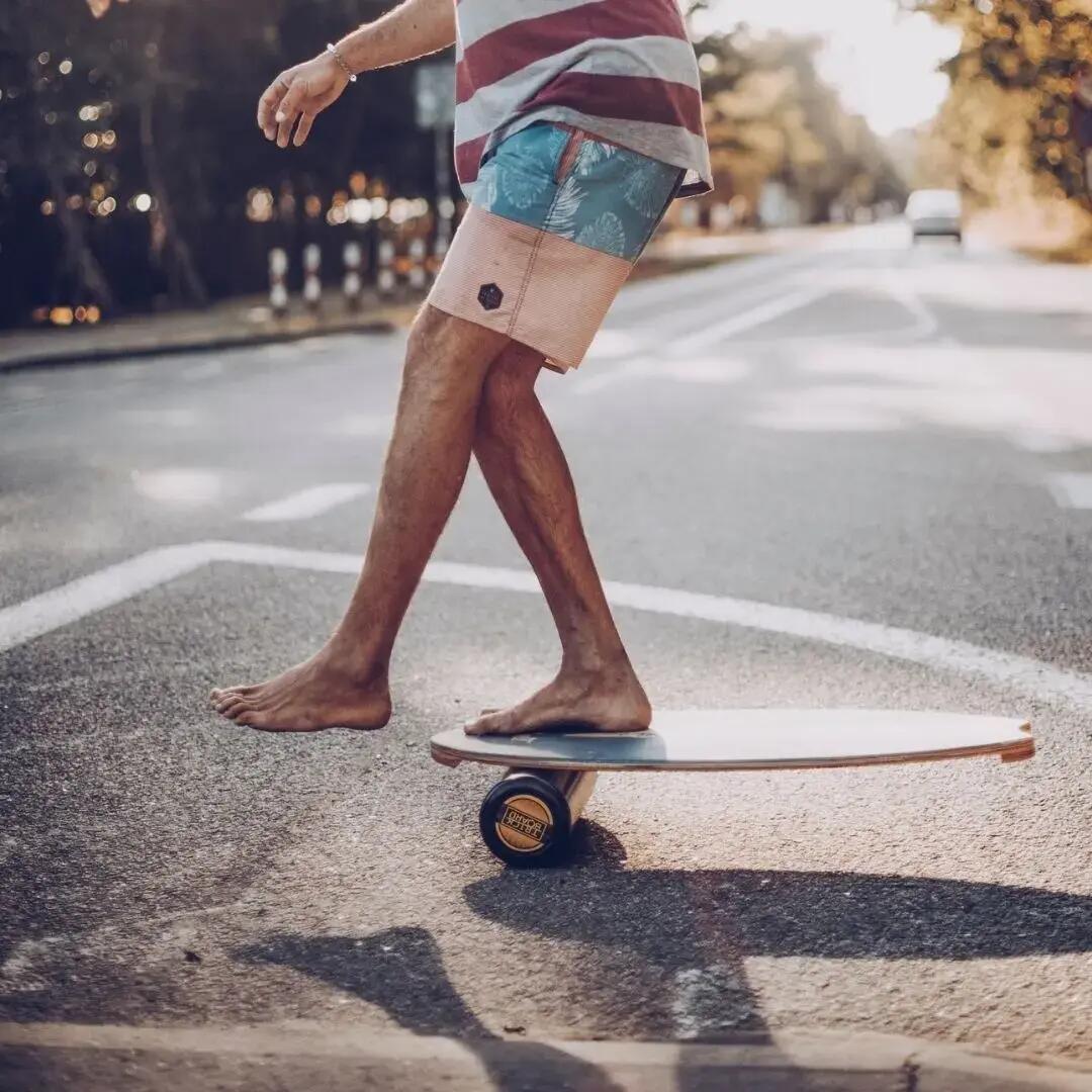 Deska do balansowania TRICKBOARD CLASSIC TRIP z czarnym wałkiem TÜV 3/5
