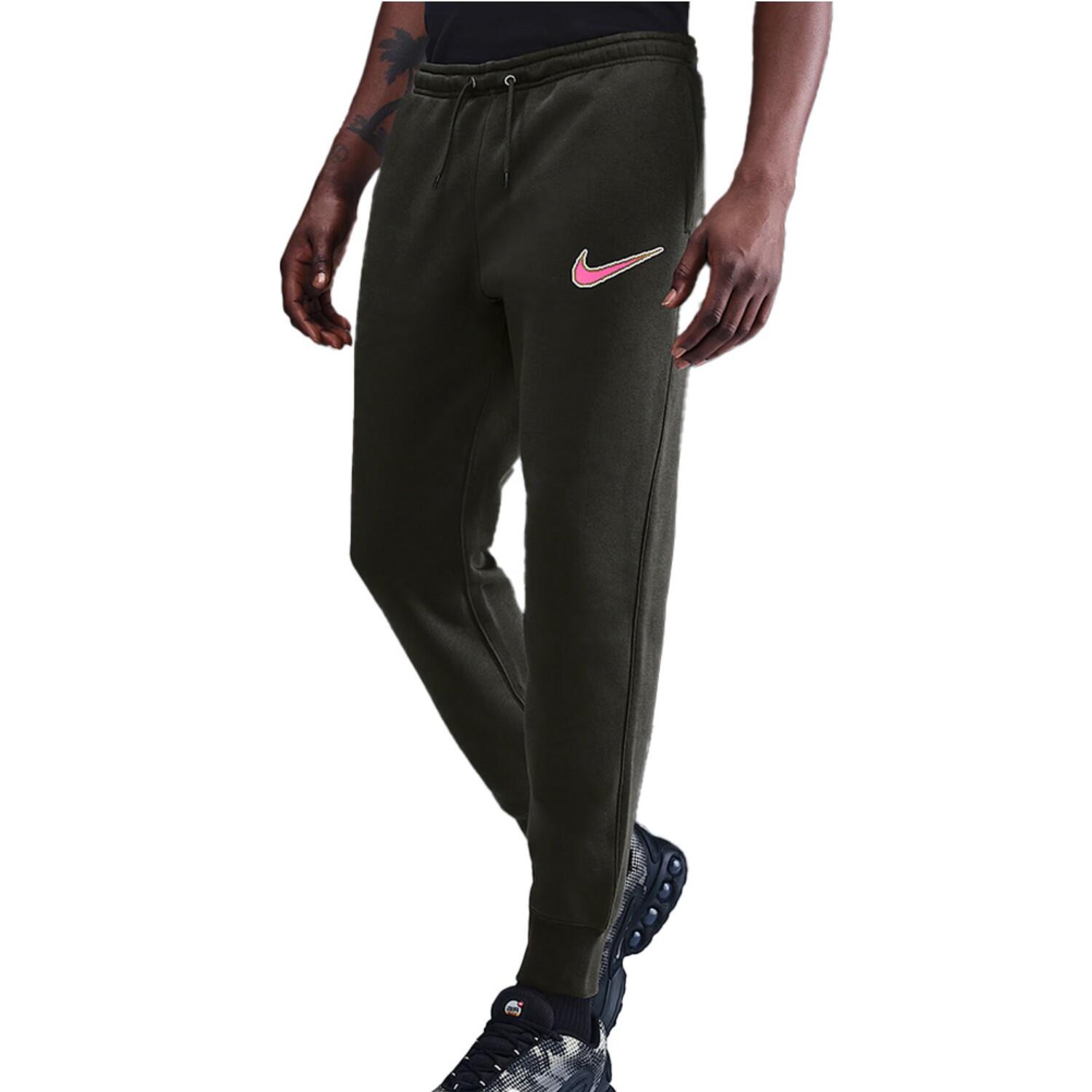 NIKE picture