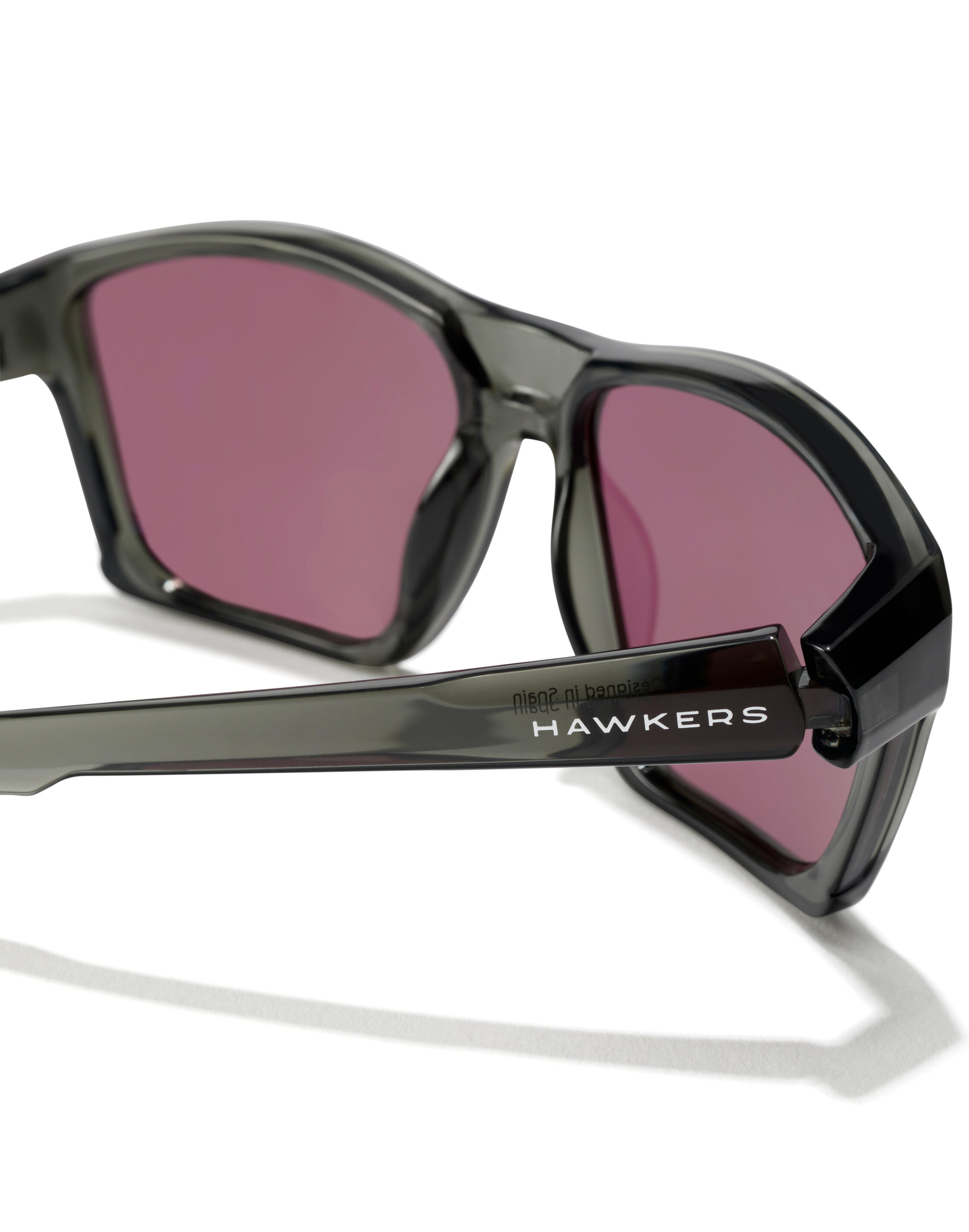HAWKERS - Lunettes de soleil pour Homme et Femme -  SHARK - BLACK GRAPE 4/8