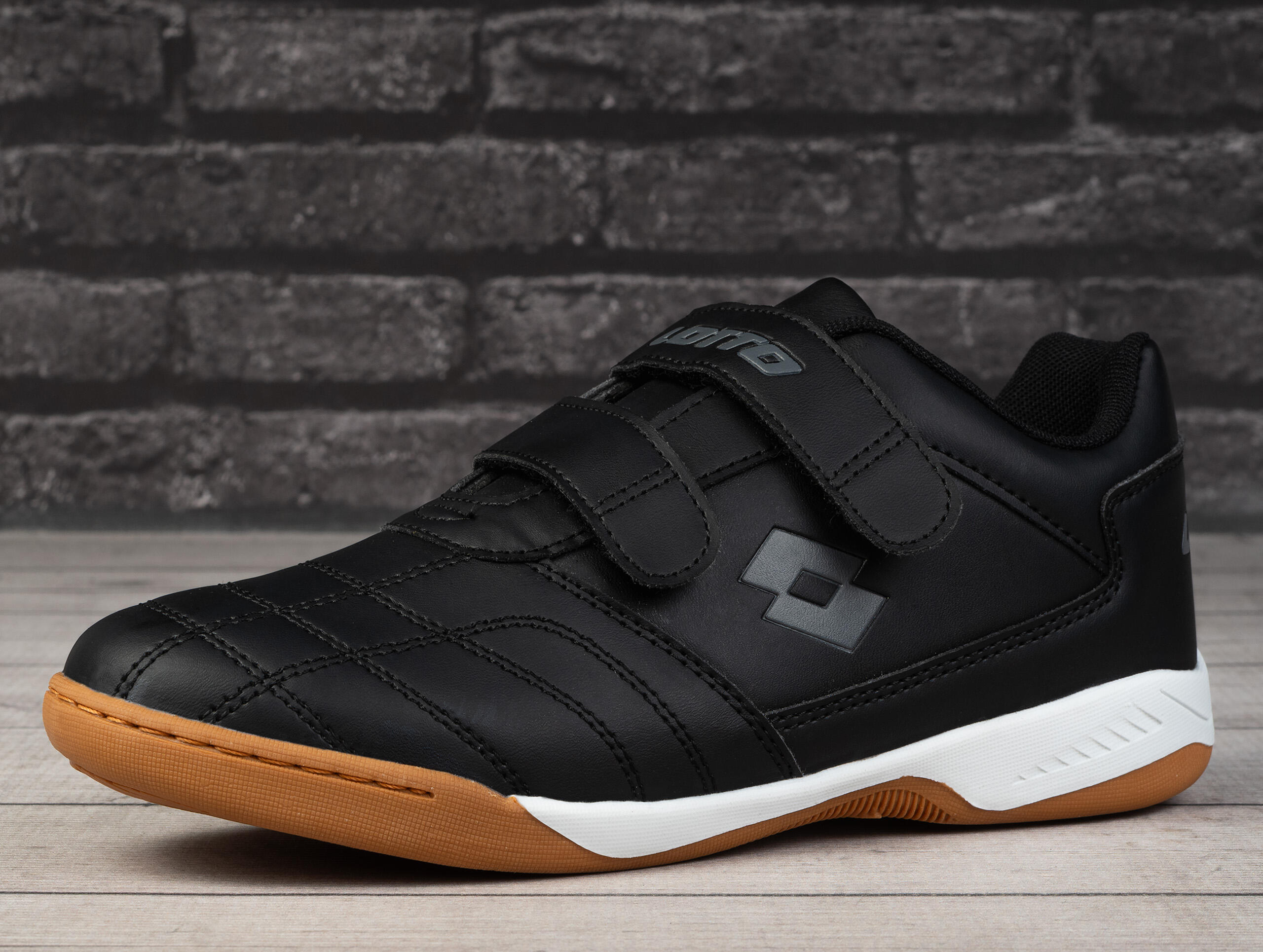 Buty dziecięce sportowe Lotto PACER K 3/7