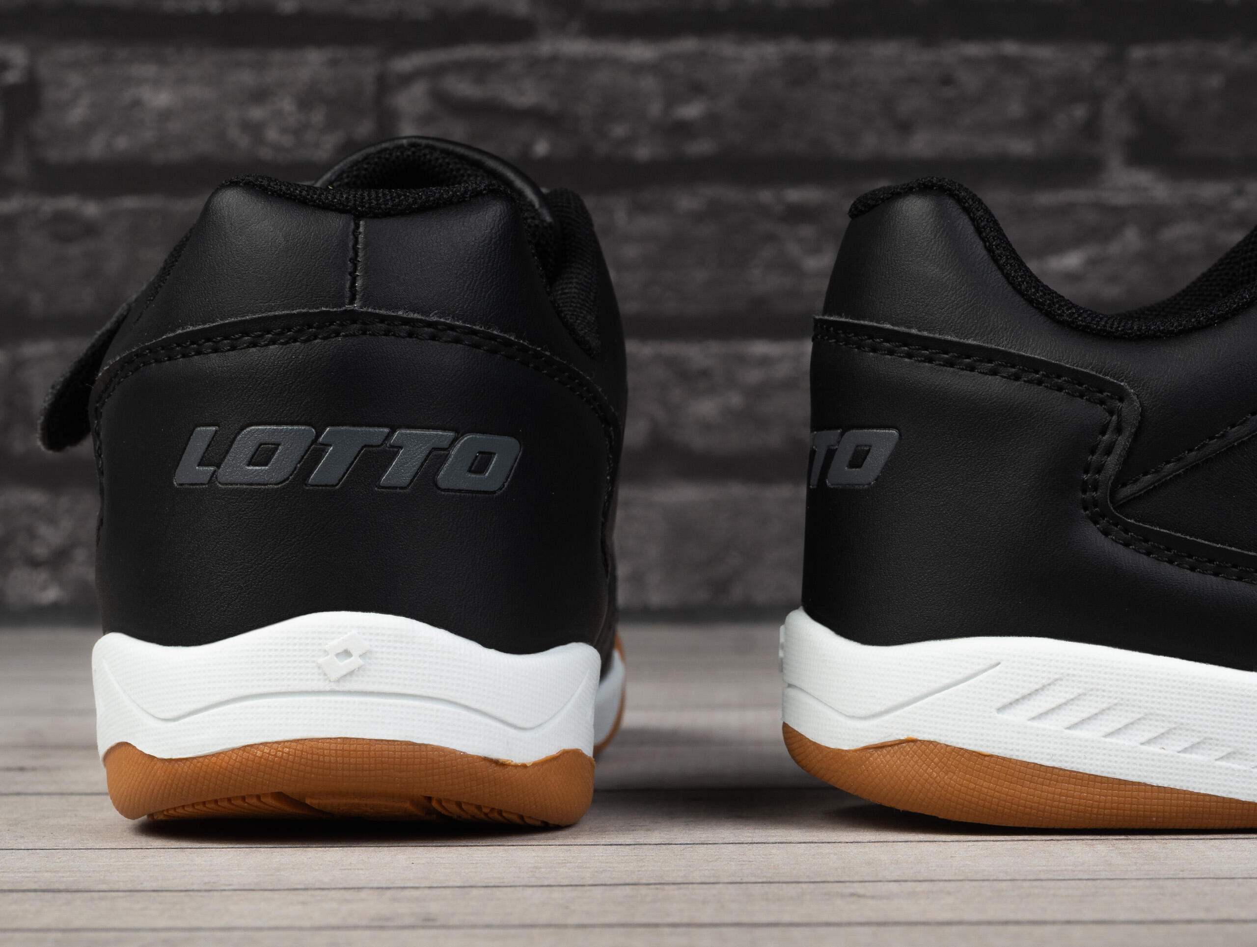 Buty dziecięce sportowe Lotto PACER K 4/7