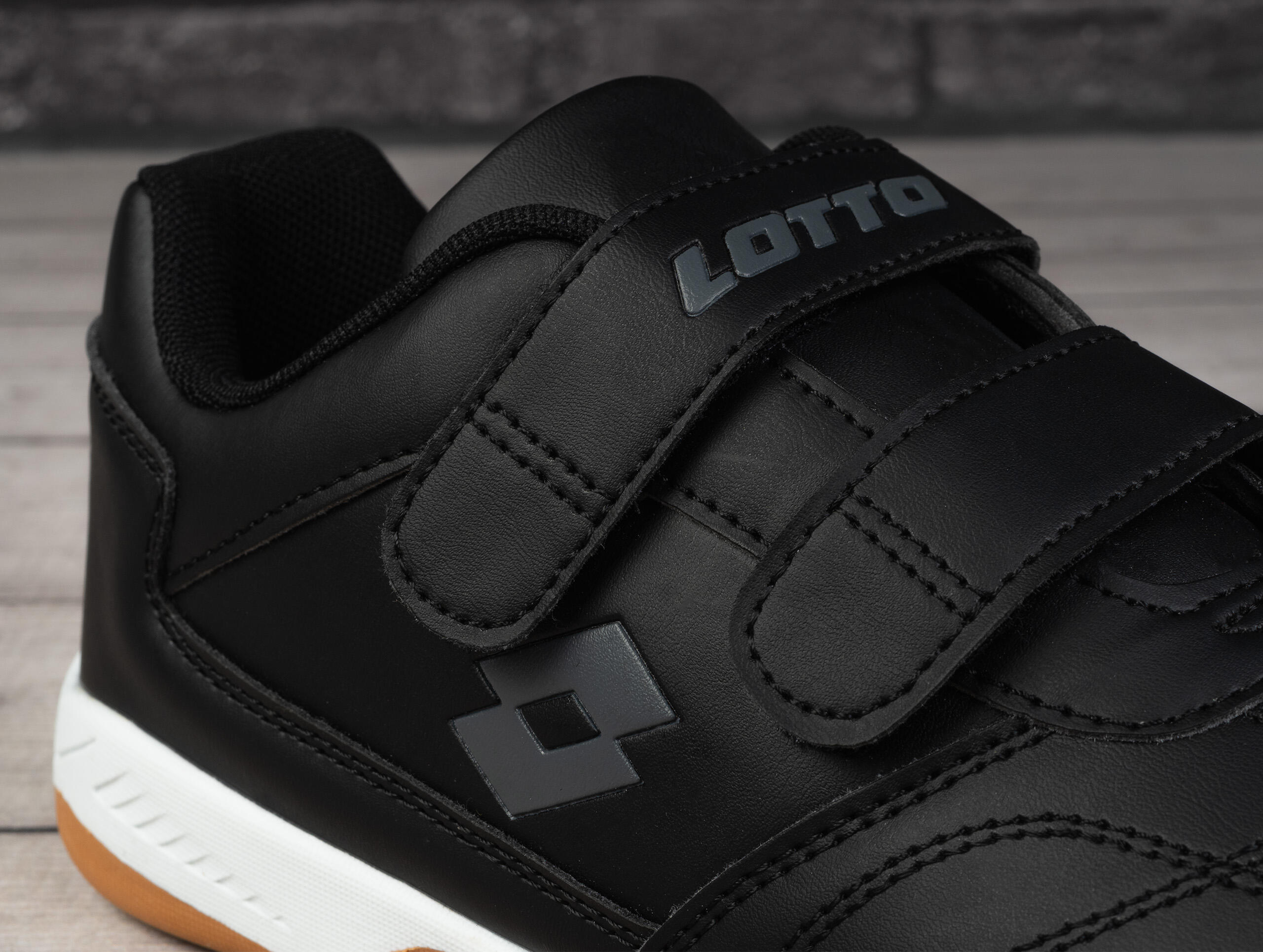 Buty dziecięce sportowe Lotto PACER K 6/7