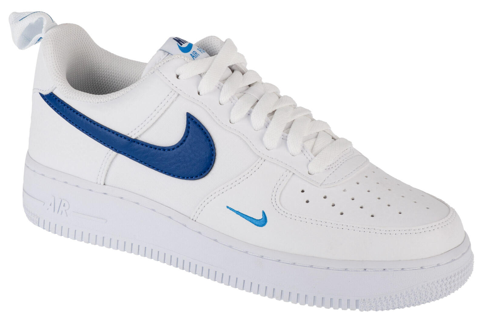 NIKE picture