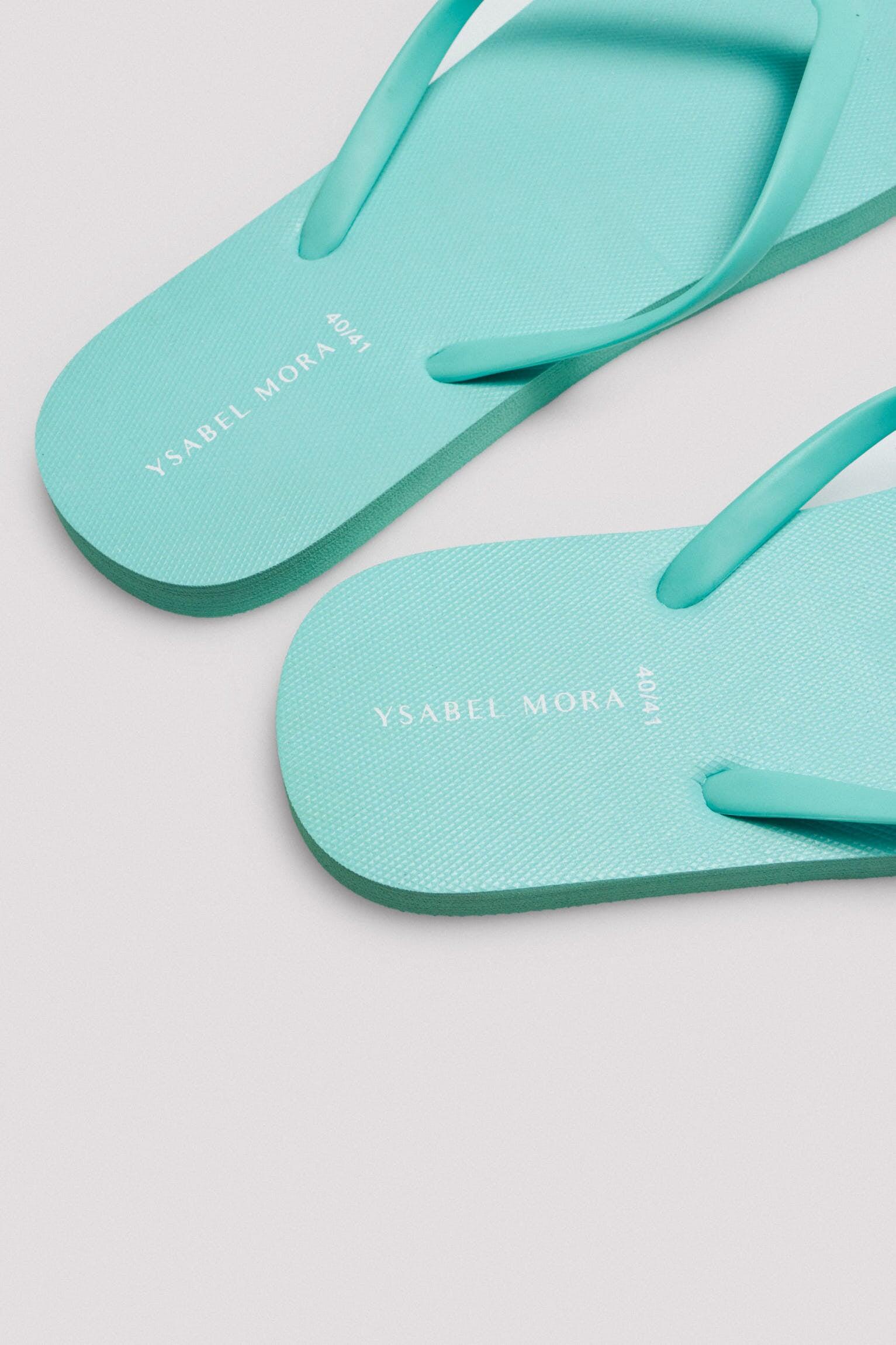 Tongs de plage basiques bleues 4/5