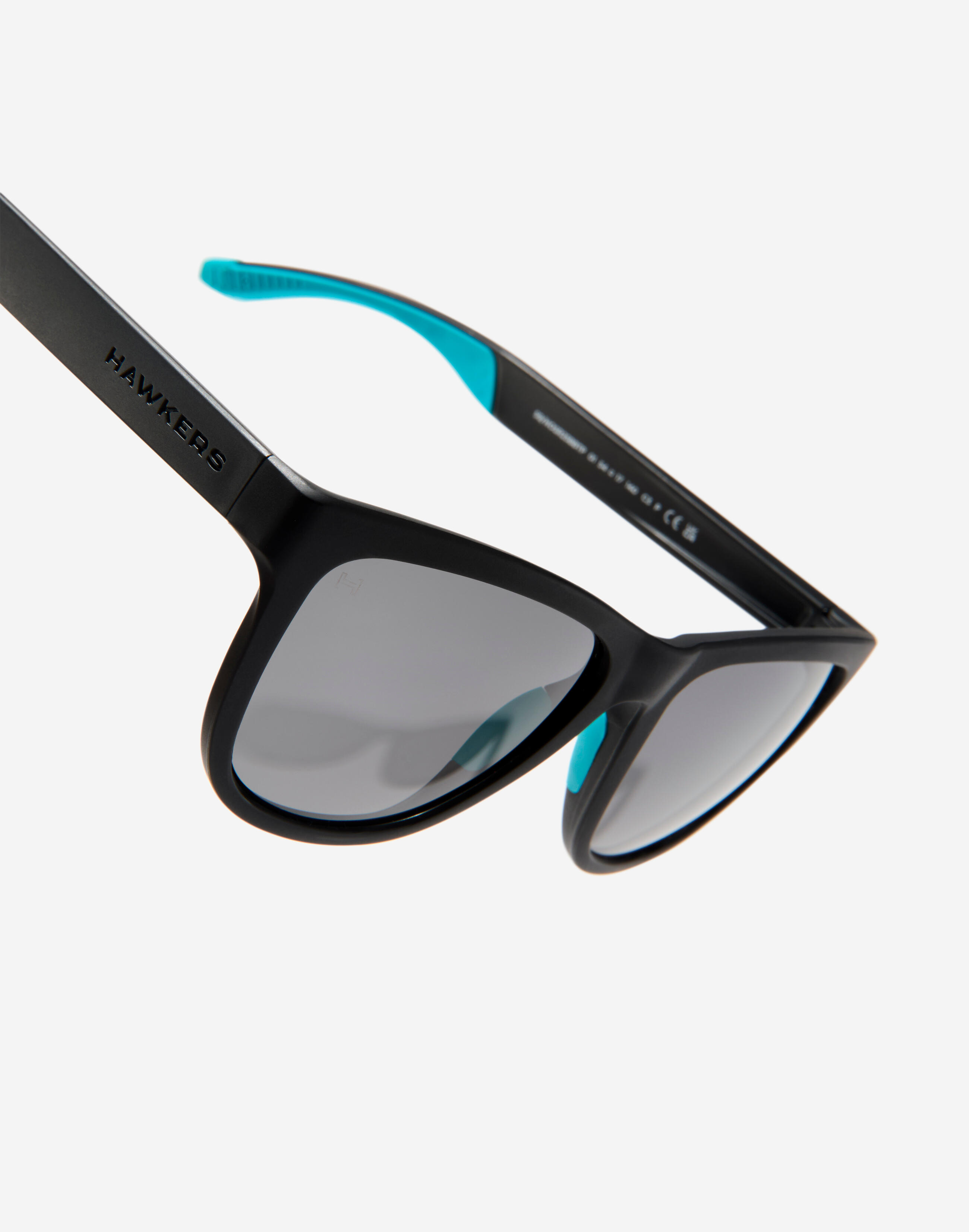 HAWKERS - Lunettes de soleil Homme et Femme ONE SPORT RAW POLARIZED BLACK DARK 5/6