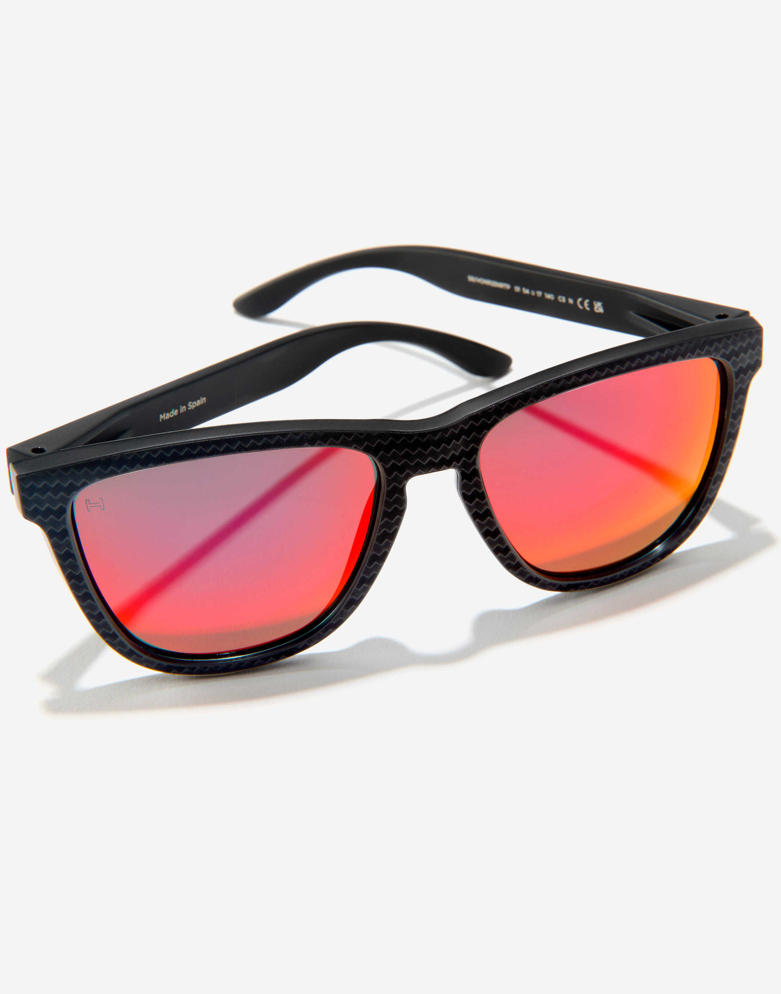 HAWKERS Occhiali da sole Uomo e Donna ONE RAW CARBON FIBER POLARIZED BLACK RUBY 3/6