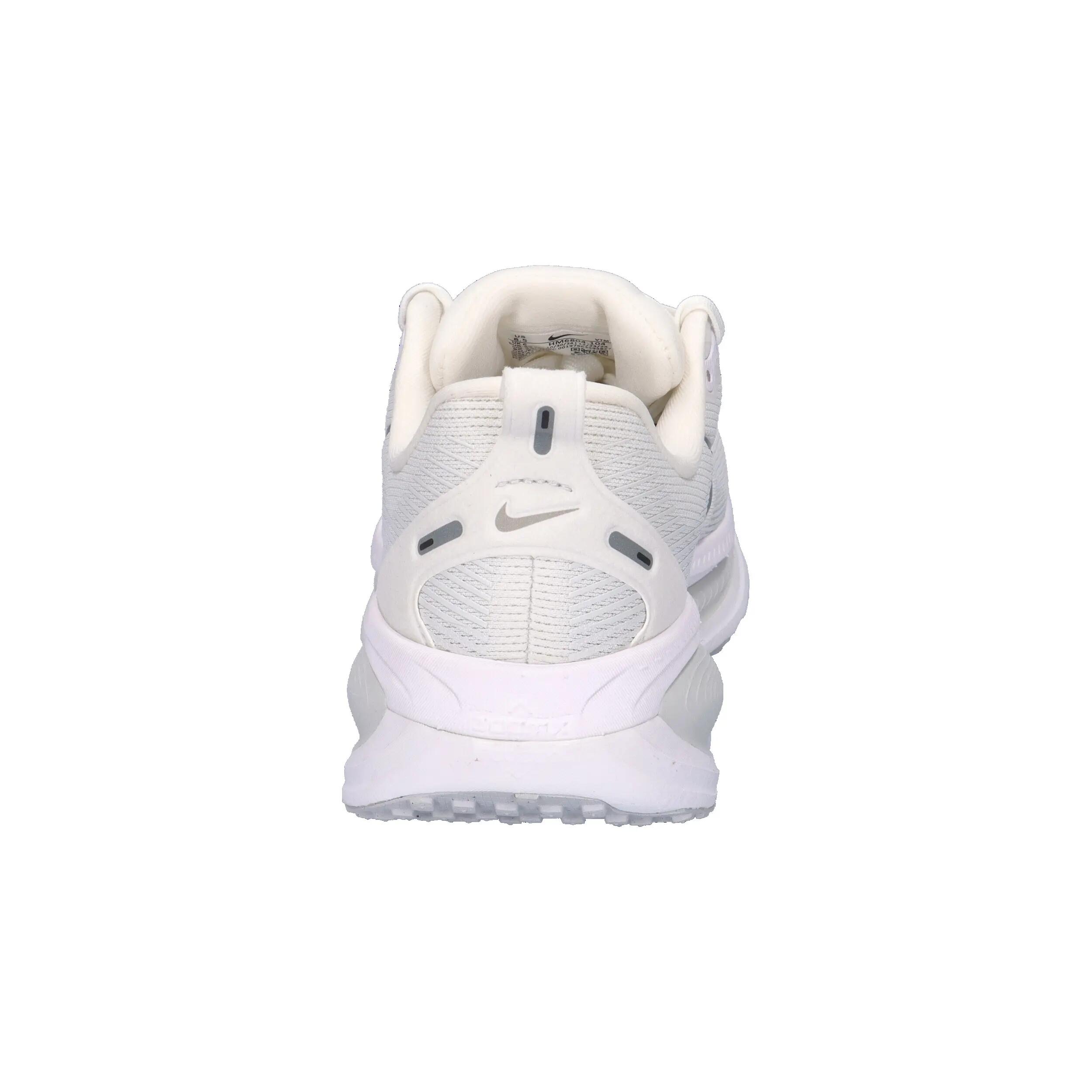Nike Damen Laufschuhe Vomero 18 HM6804 5/7