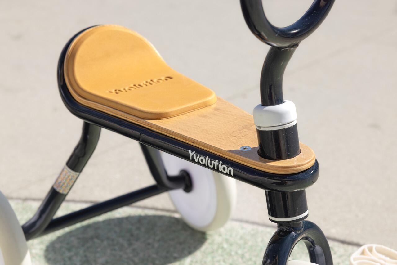 Tricycle métal confortable ergonomique Yvolution Classic trike 18mois 3ans 3/8
