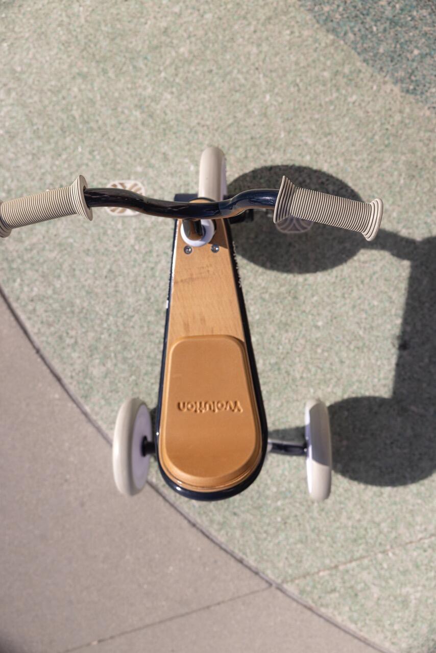 Tricycle métal confortable ergonomique Yvolution Classic trike 18mois 3ans 6/8