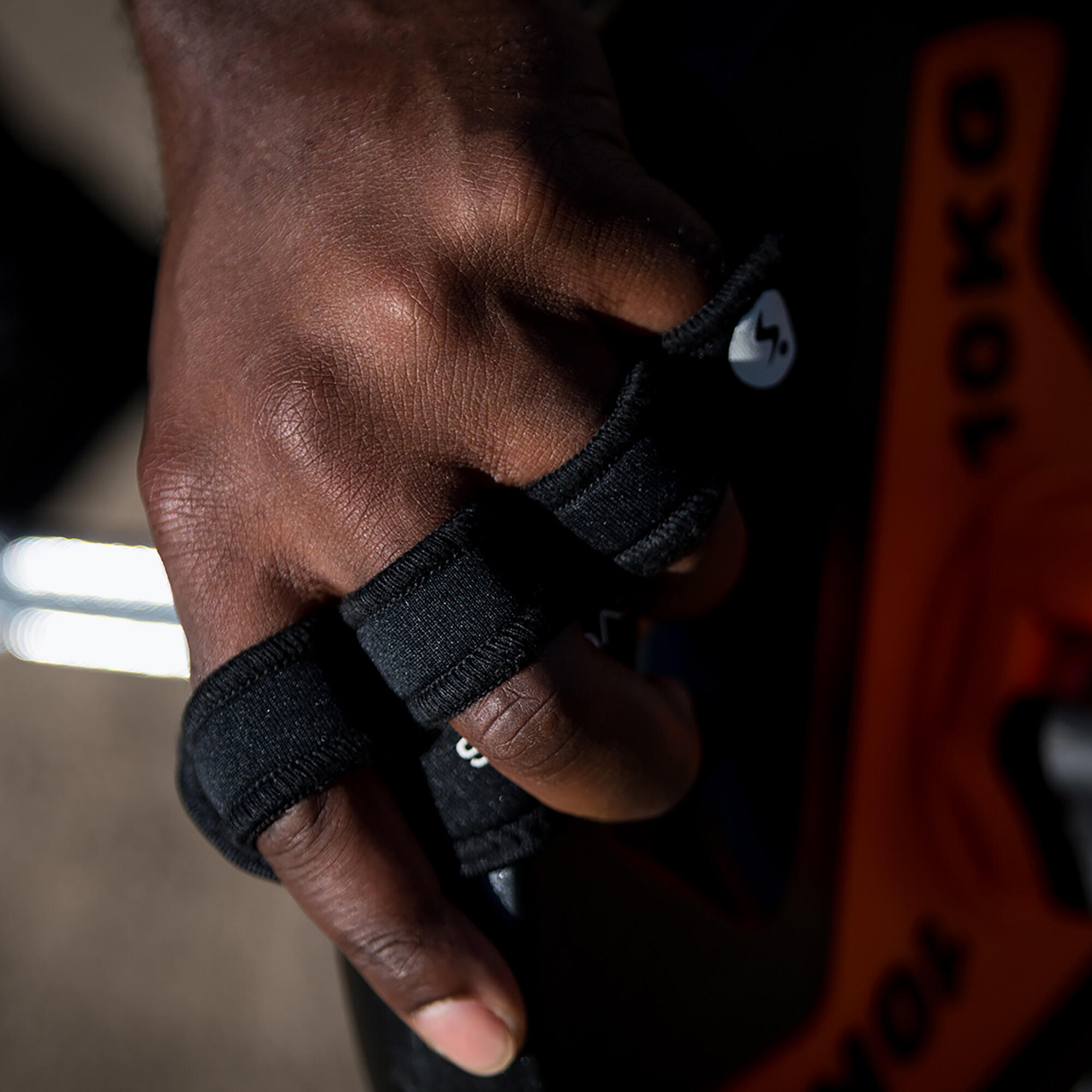 Podkładka antypoślizgowa na ręce Sveltus Grip Pad 2 szt. orange/ black OS 5/5