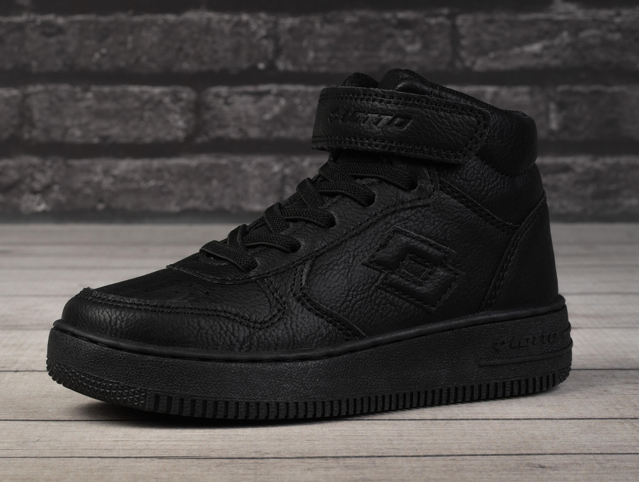 Buty dziecięce zimowe Lotto PALIOT MID OC K 3/7