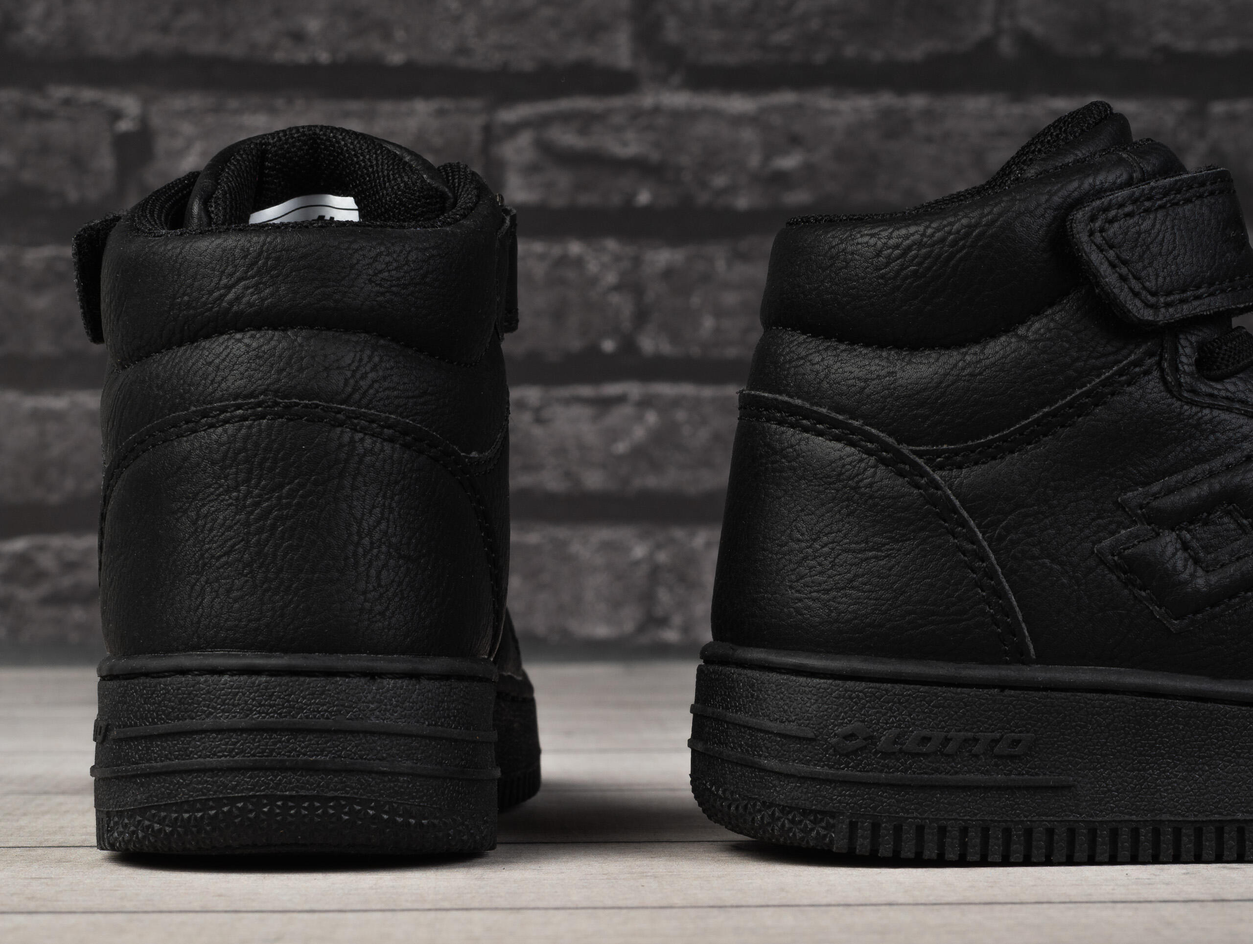 Buty dziecięce zimowe Lotto PALIOT MID OC K 4/7