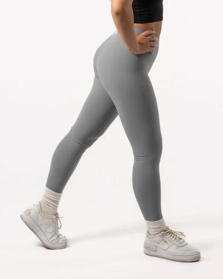 Damskie legginsy 7/8 na jogę i pilates, bez przedniego szwu – szary łupkowy
