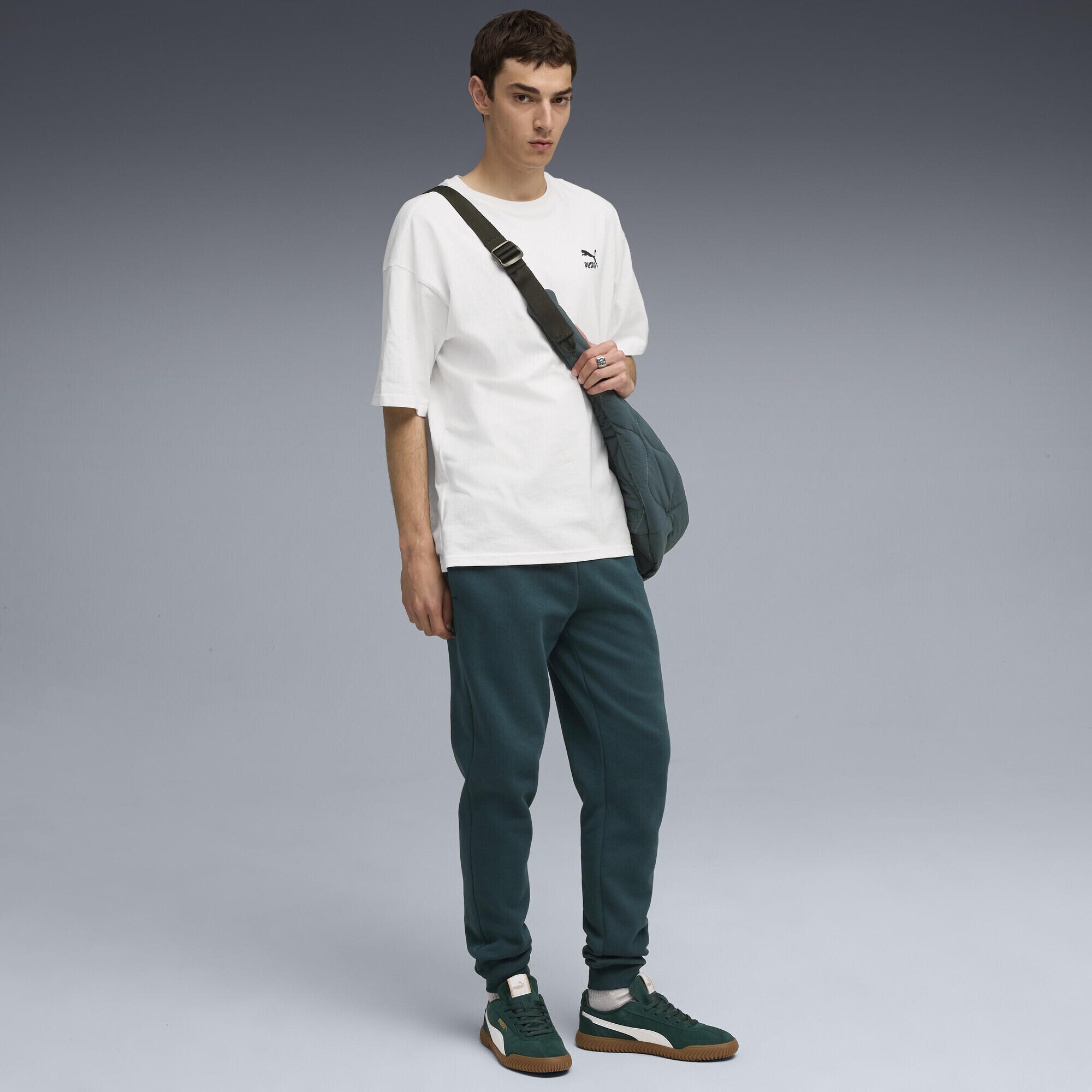 Jogging Trousers Puma ESS 2 Color No. 1 4/5