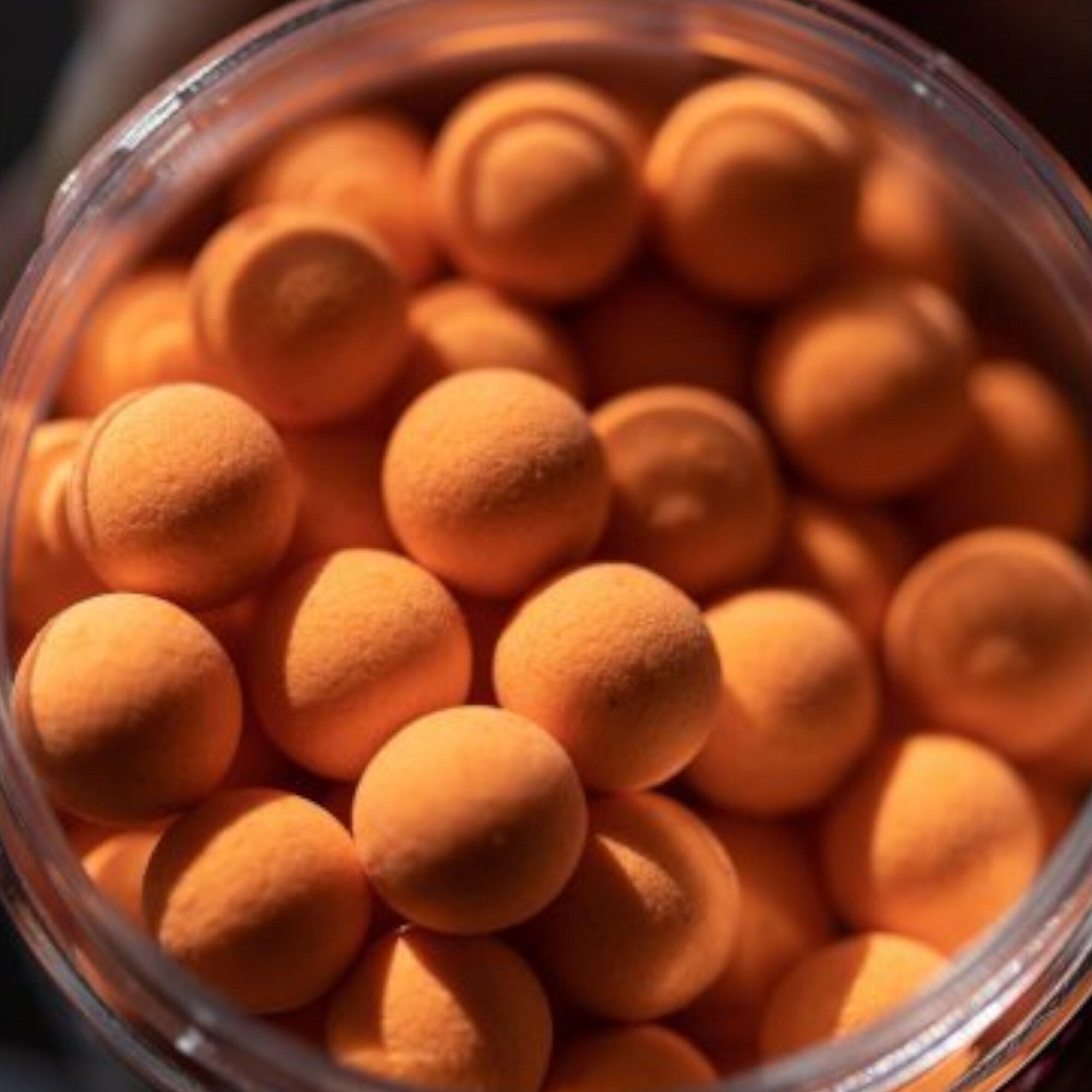 BOILIES POP-UP MAINLINE FLUO SCOPEX BLACK CURRANT 15MM/250ML 4/5
