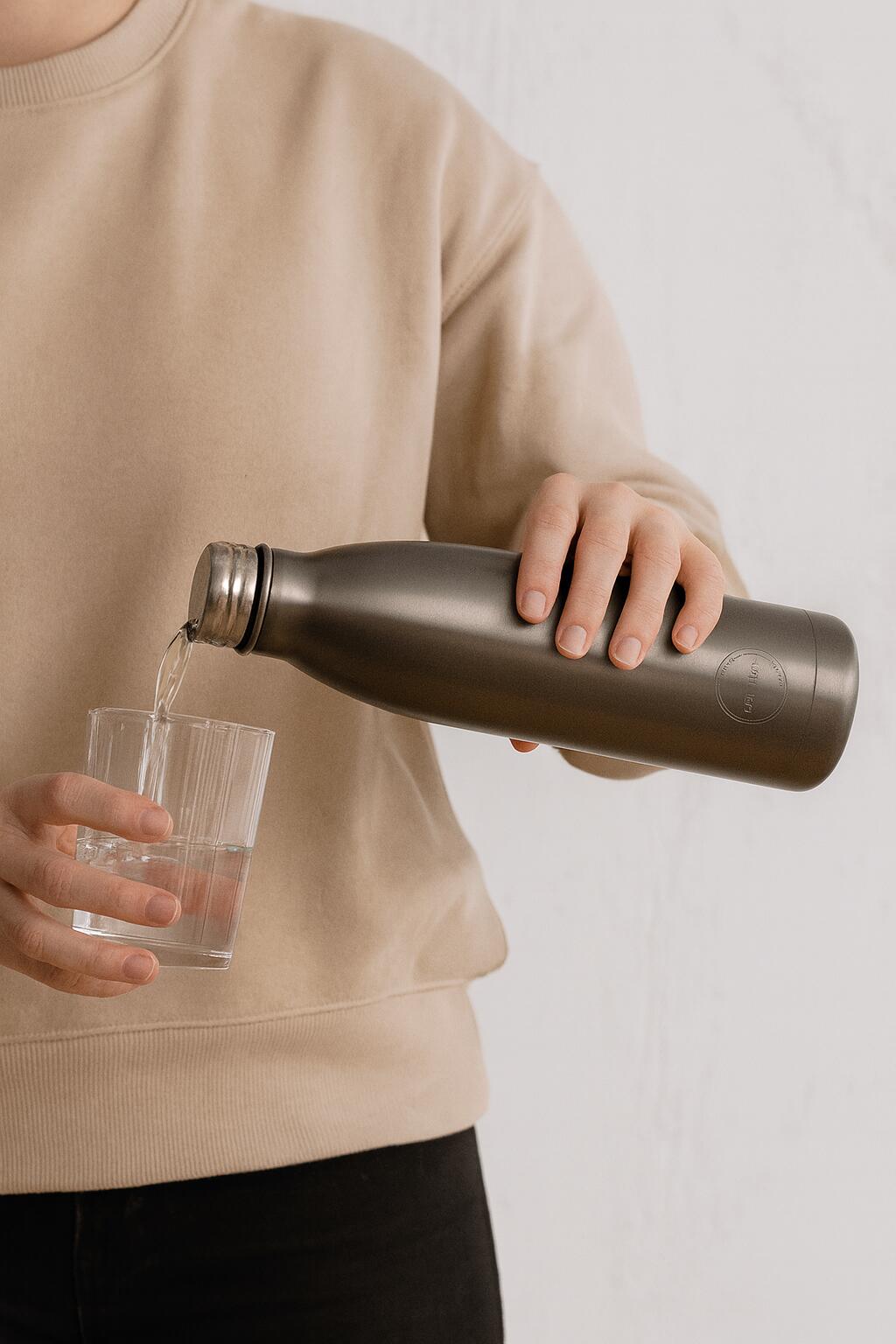 Aya & Ida Bouteille 500ml Cool Grey 4/4