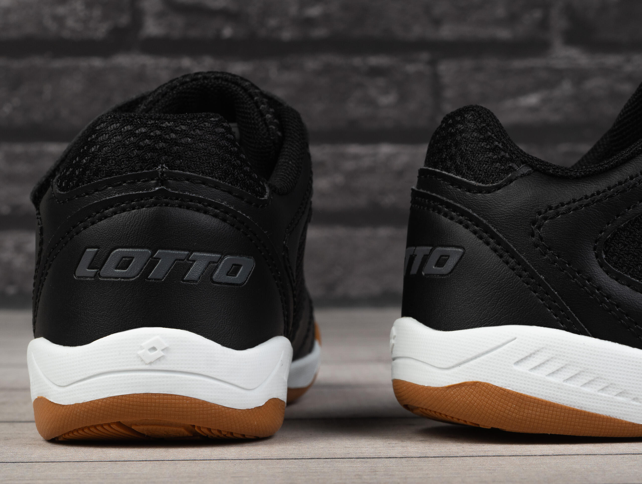 Buty dziecięce na trening Lotto WHIZZER K 4/7