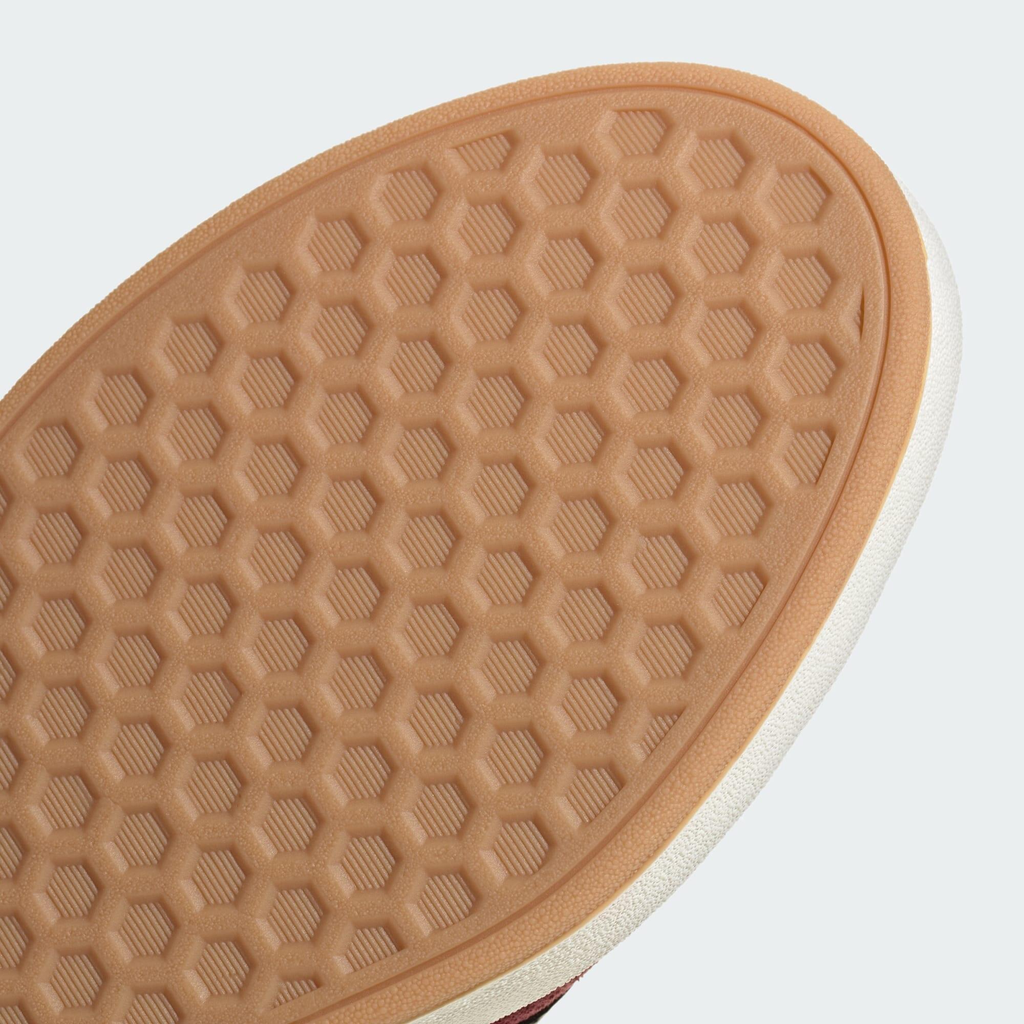 Grand Court Base 00s Schuh 6/7