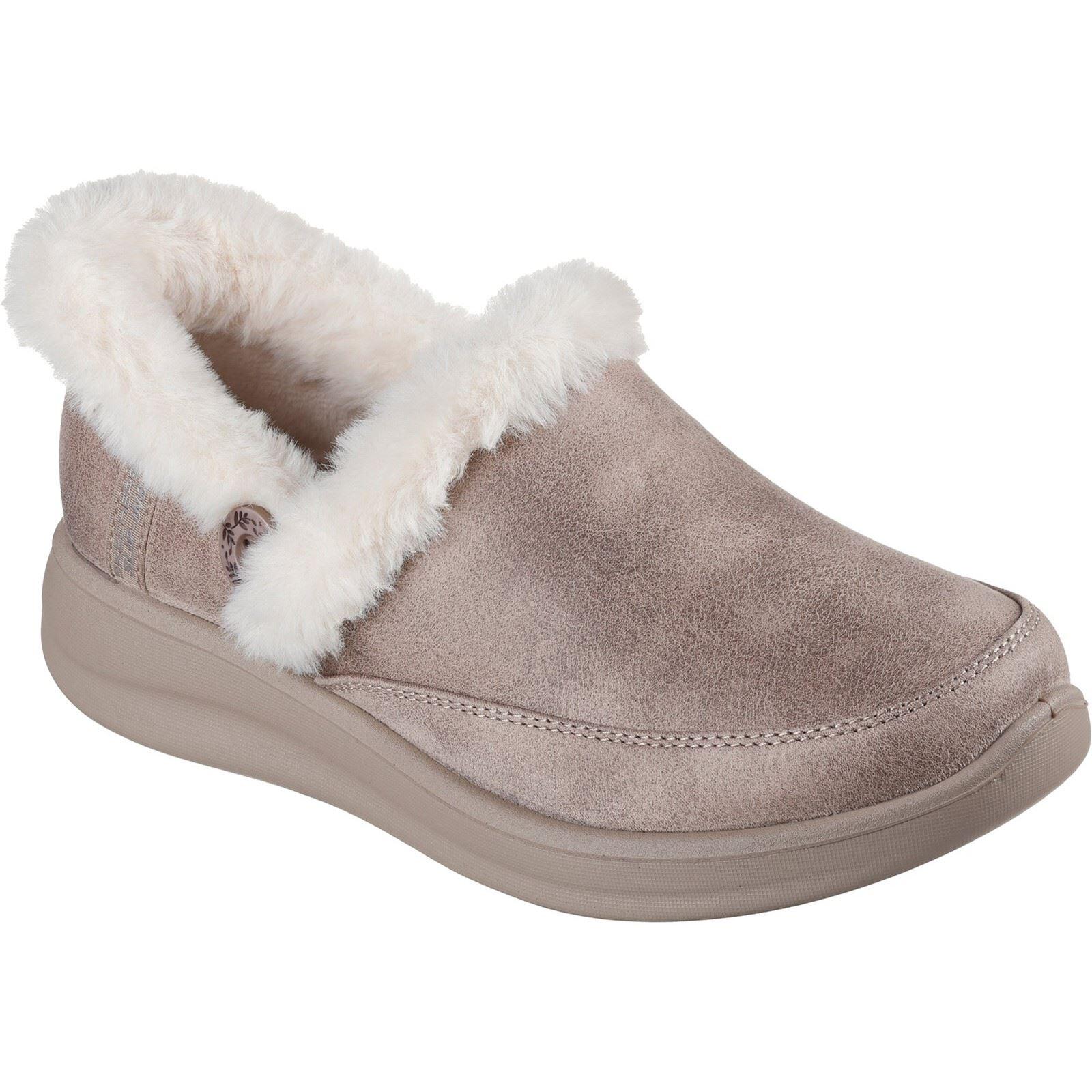SKECHERS picture