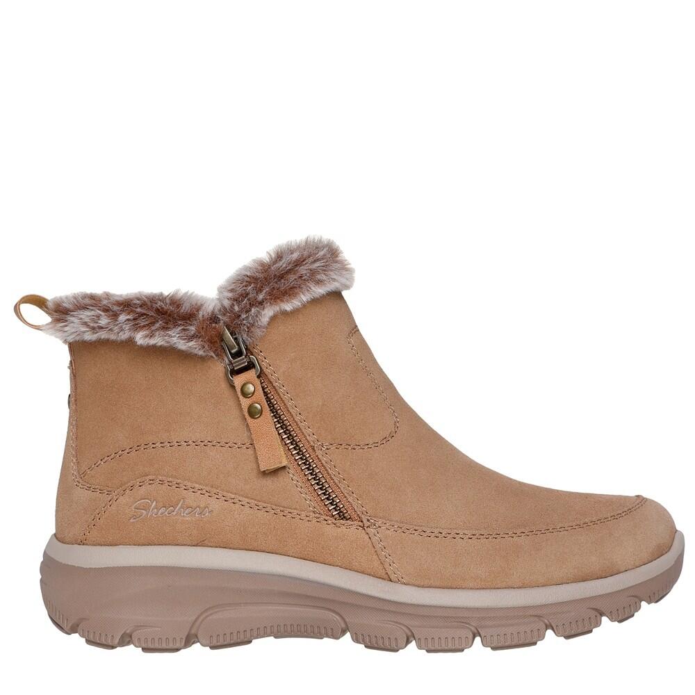 SKECHERS picture
