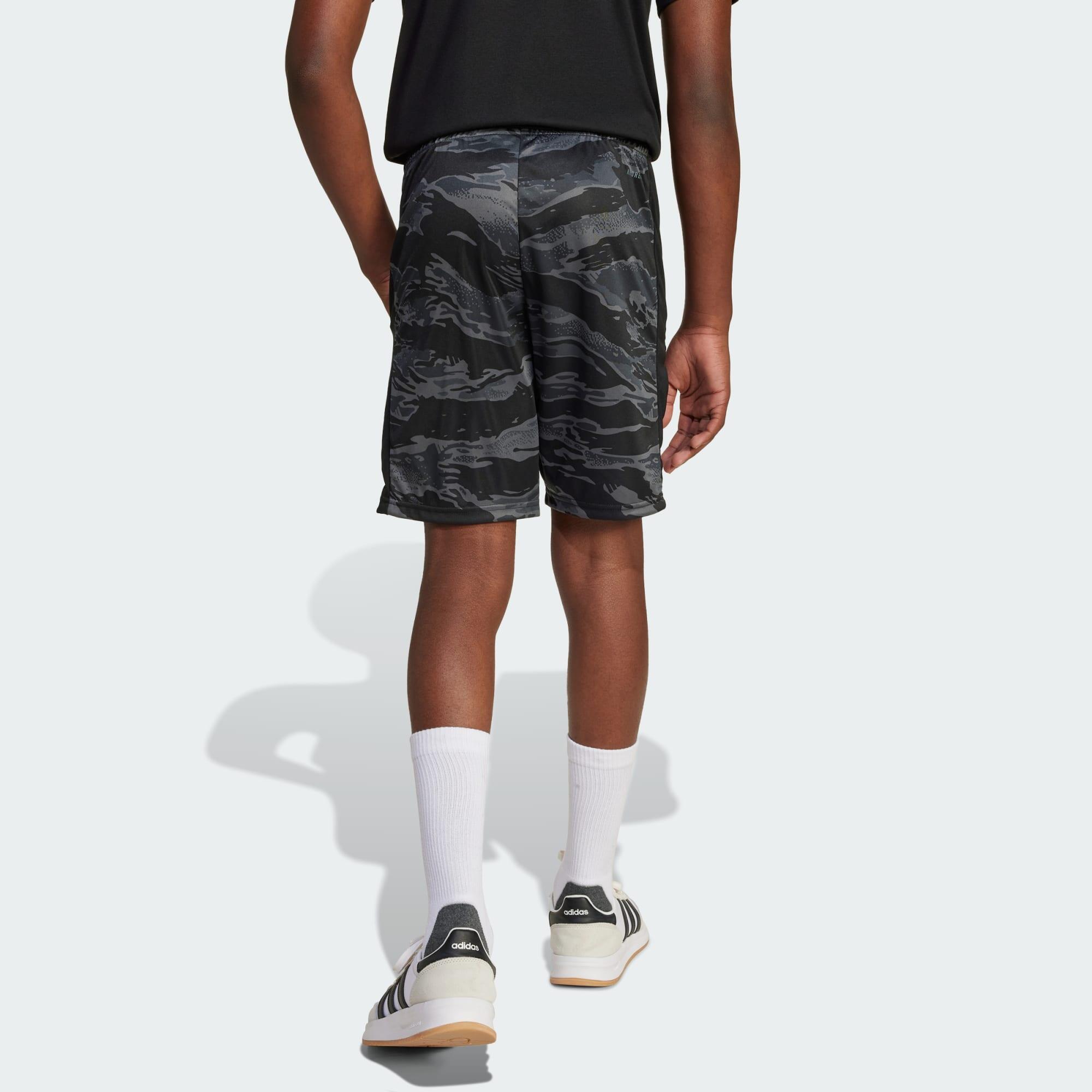 Train Essentials Camo Print Kids Shorts 5/7