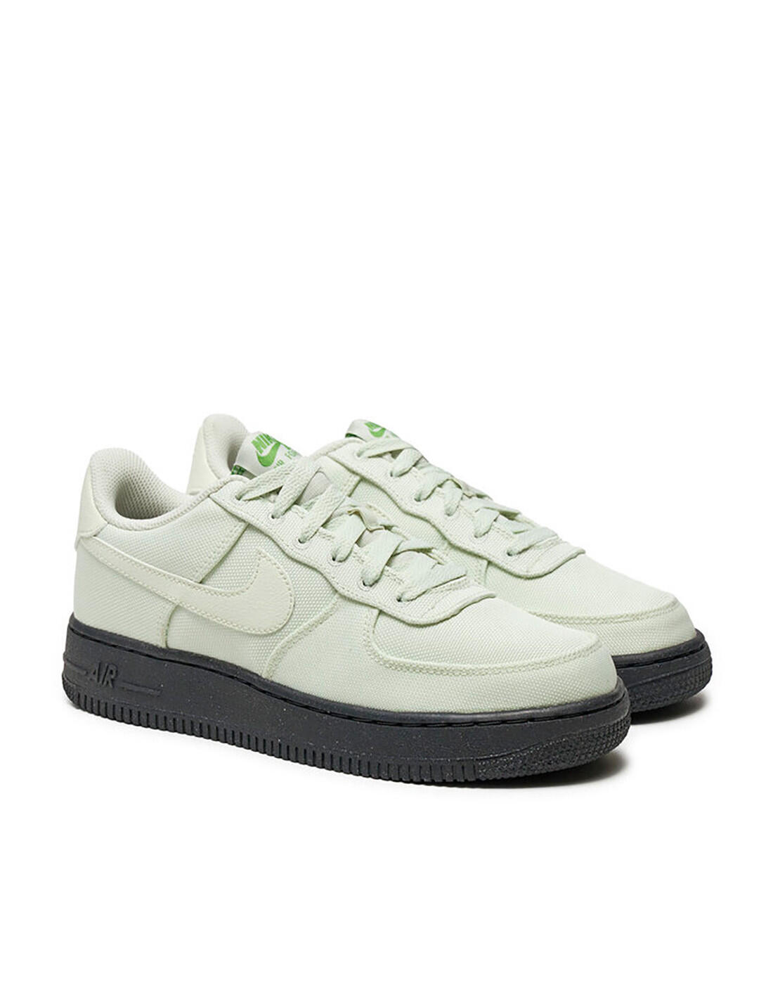 NIKE picture