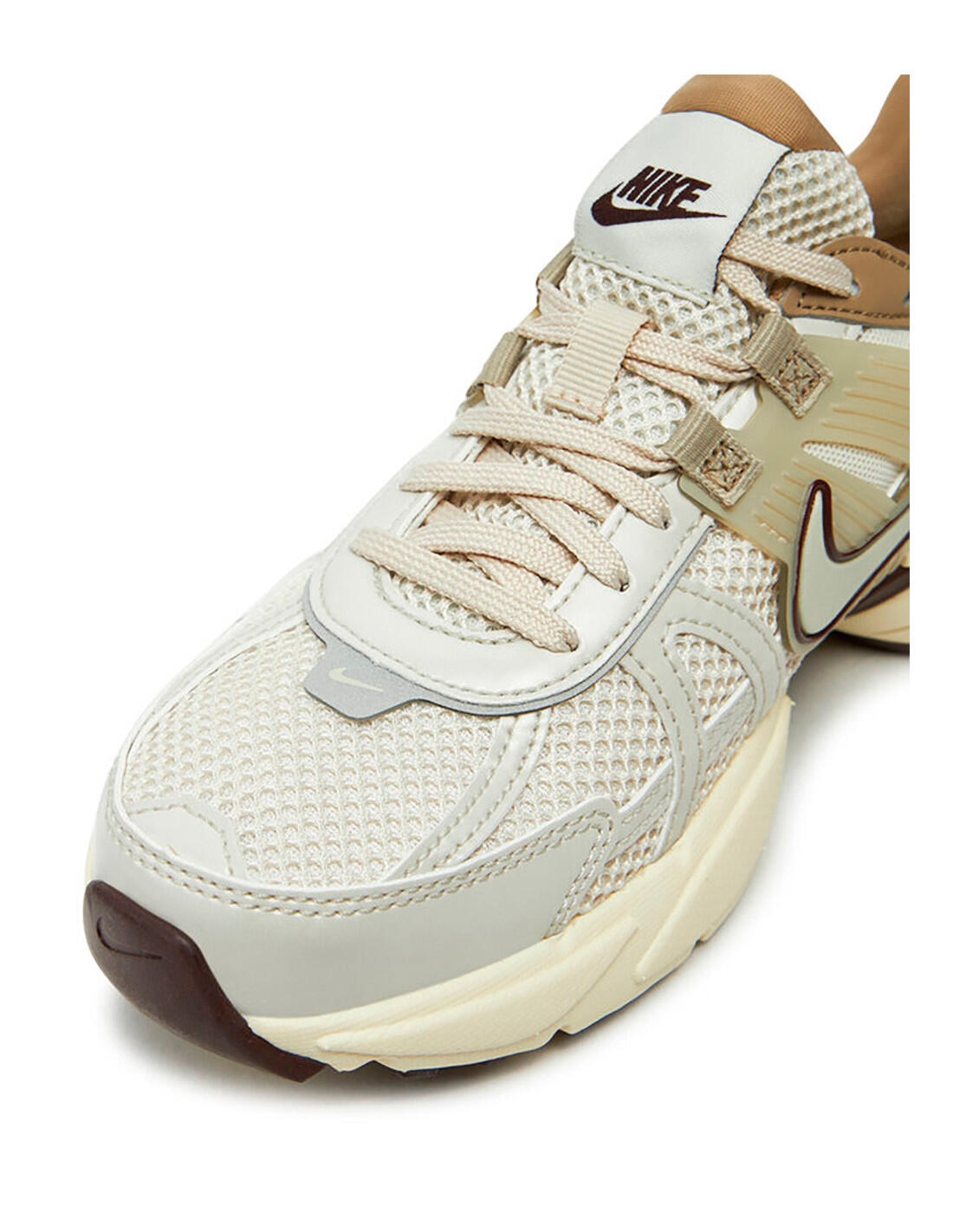 Nike V2K Run Light Orewood Brown 3/5
