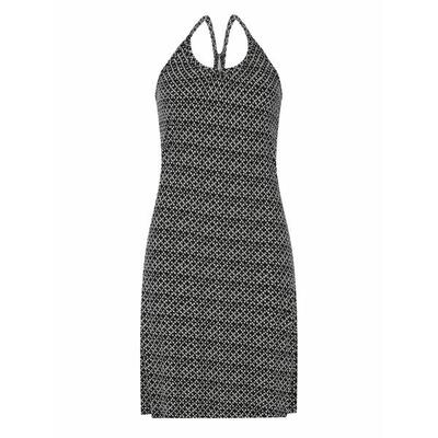 Kleid Frau Protest Prtrevolve 24