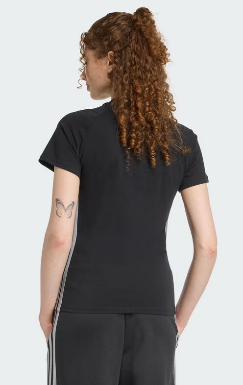 T-shirt Adidas modèle JM1878 pour femmes 2/5
