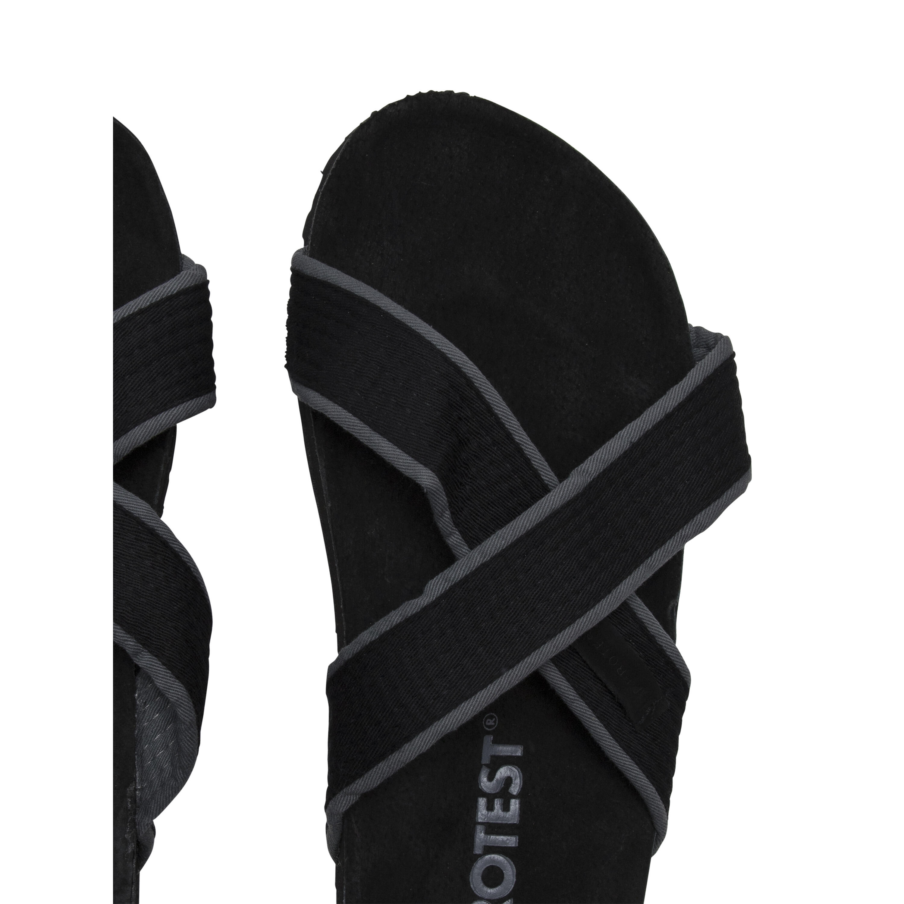 Tongs Protest Pingaa 4/4