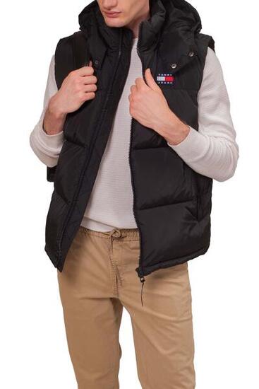 Piumino uomo smanicato con cappuccio removibile