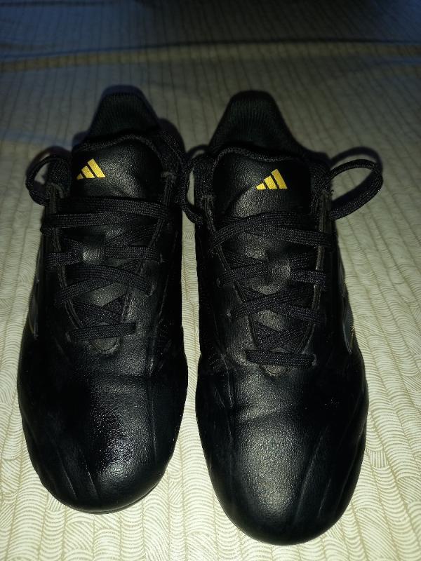 Entre Particuliers - Chaussures de football mt 35 3/4
