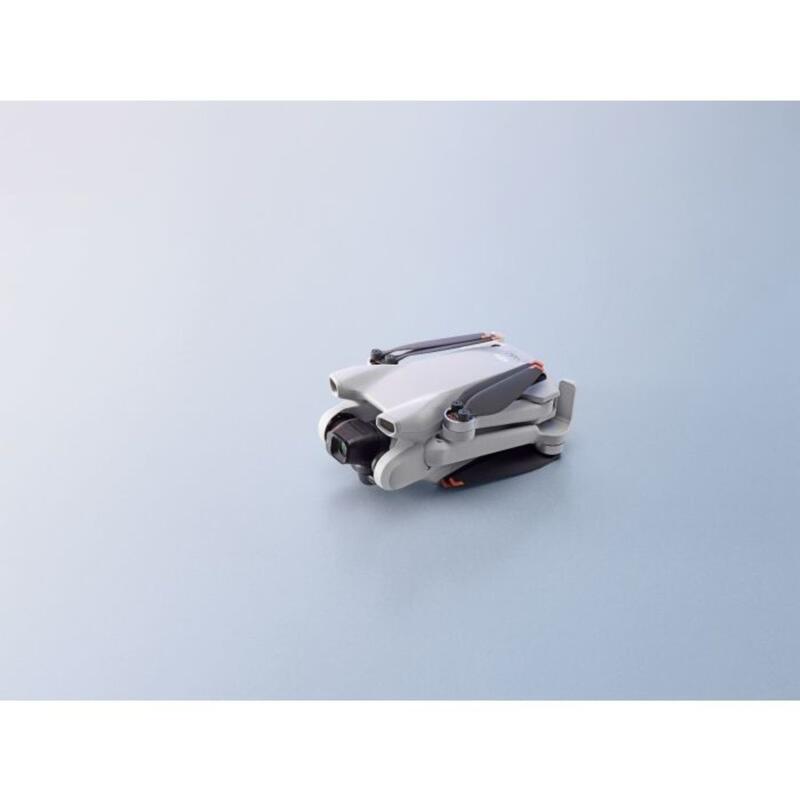 Dron DJI Mini 3 cu cameră 4K HDR