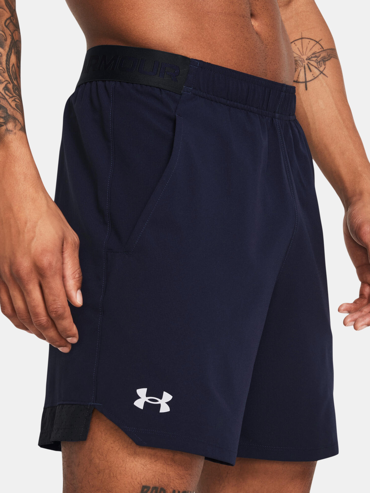 Short Under armour modèle 1373718-410 pour homme 6/6