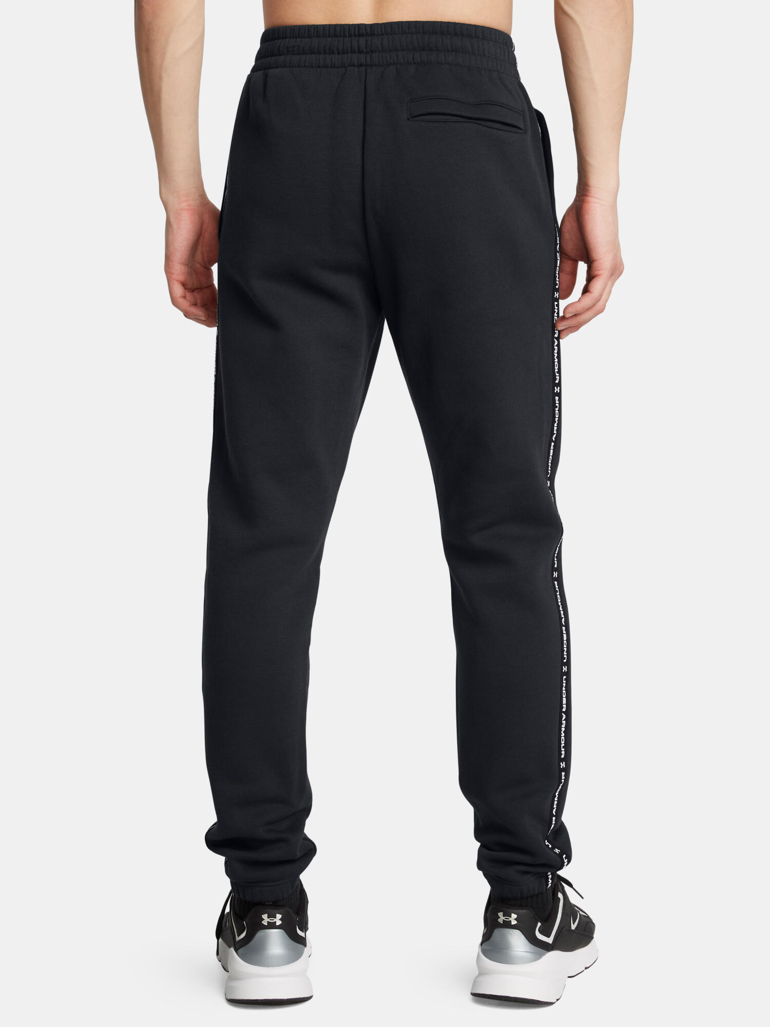 Pantalón hombre Under Armour Icon Fleece Jgr 2/6