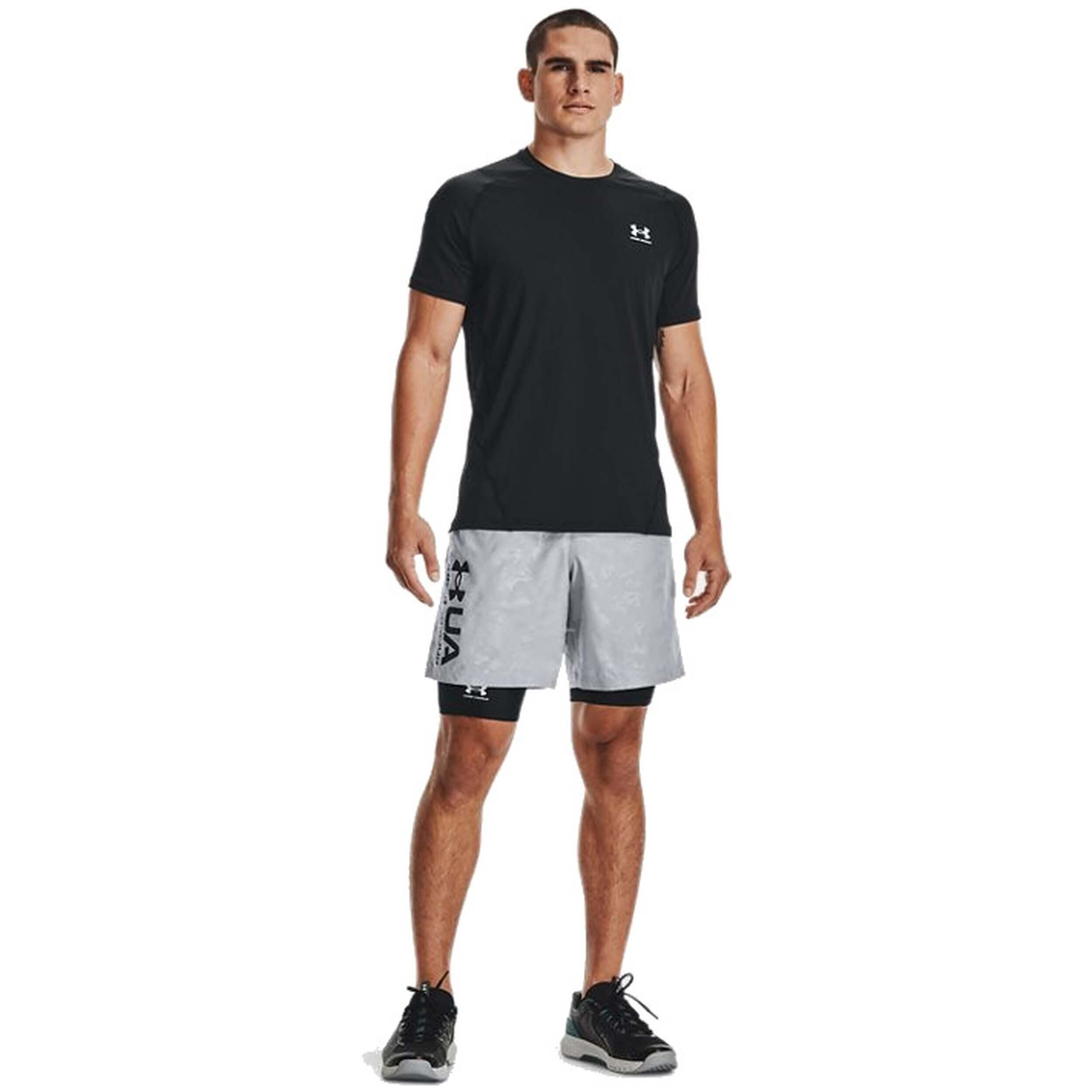Pantaloncini Under armour modello 1361602-001 per uomini 3/5