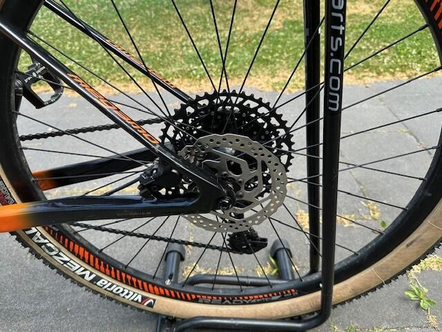 Entre Particuliers - MEGAMO VTT FACTORY 30 Carbon - Excellent Etat 6/6