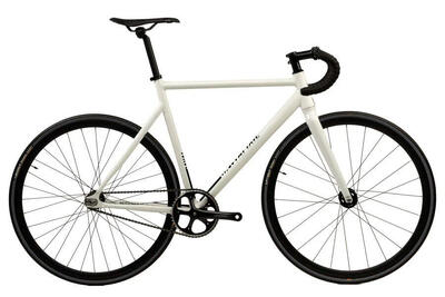Raval White 2.0 Fixie Fahrrad 30mm