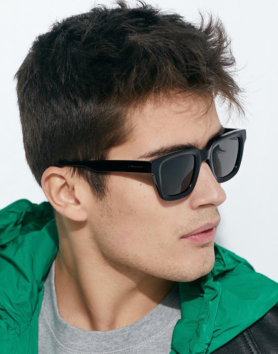 HAWKERS - Óculos de sol para Homem e Mulher ONE UPTOWN ECO - POLARIZED BLACK 6/8