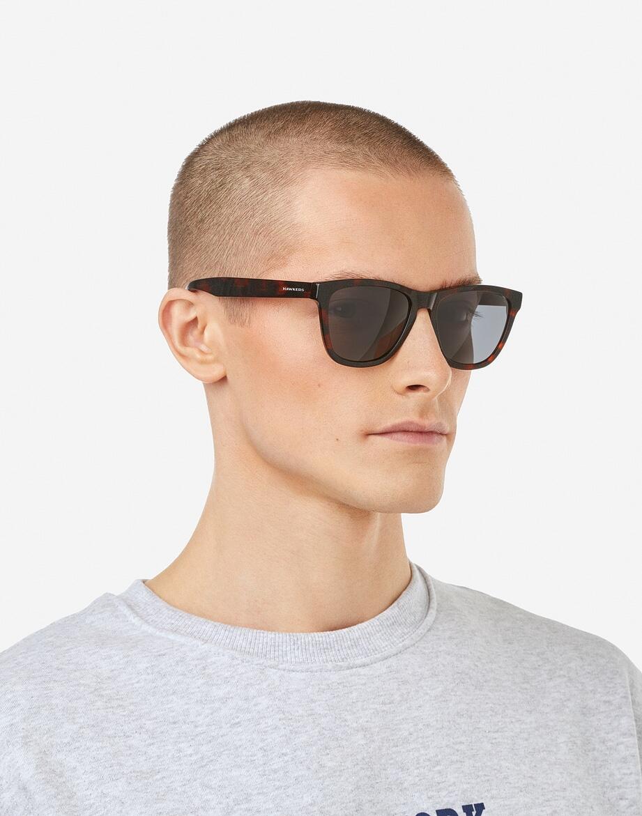 HAWKERS - Sunglasses for Men and Women BLACK CAREY - ONE X 6/7