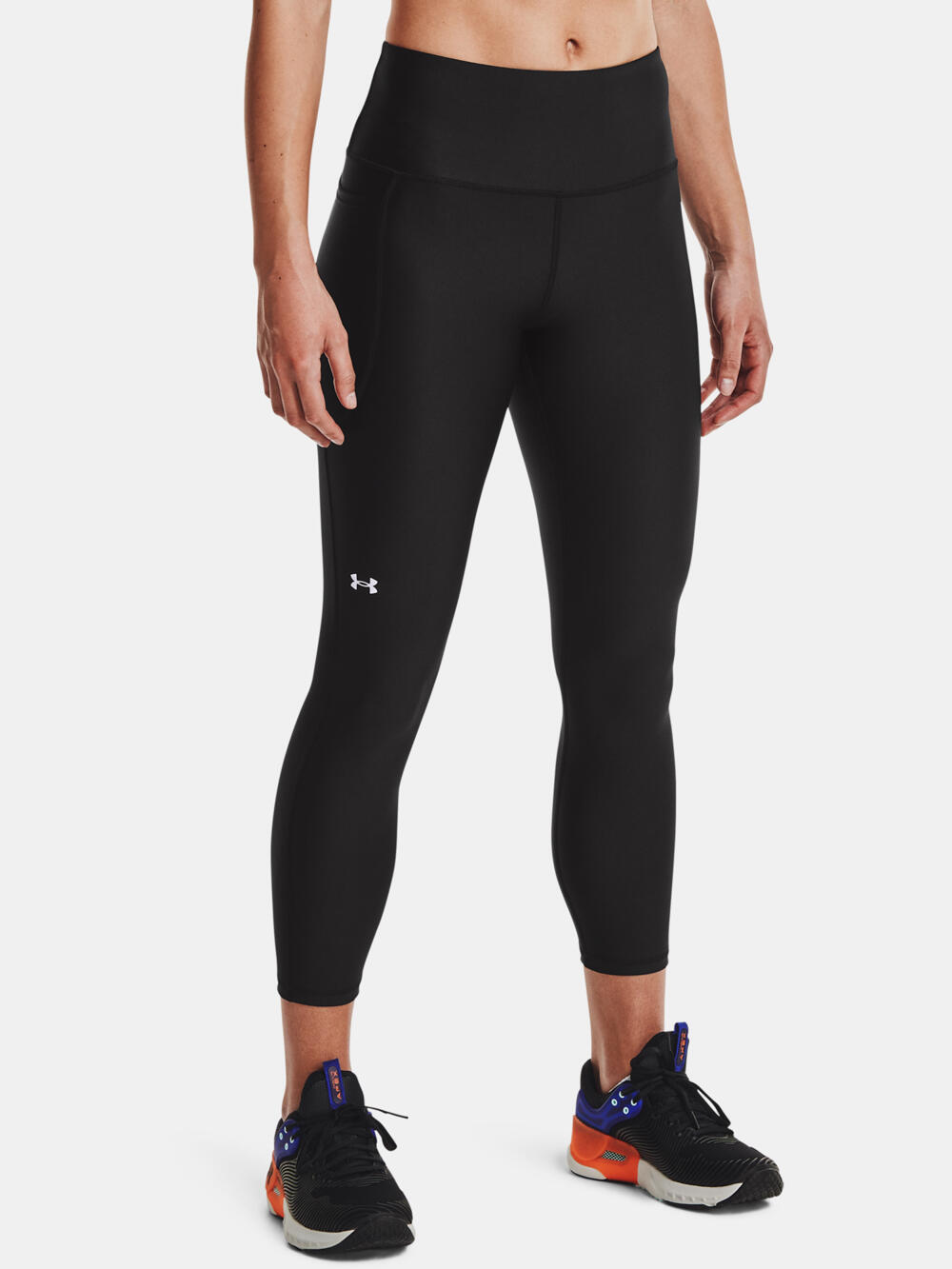 UNDER ARMOUR picture