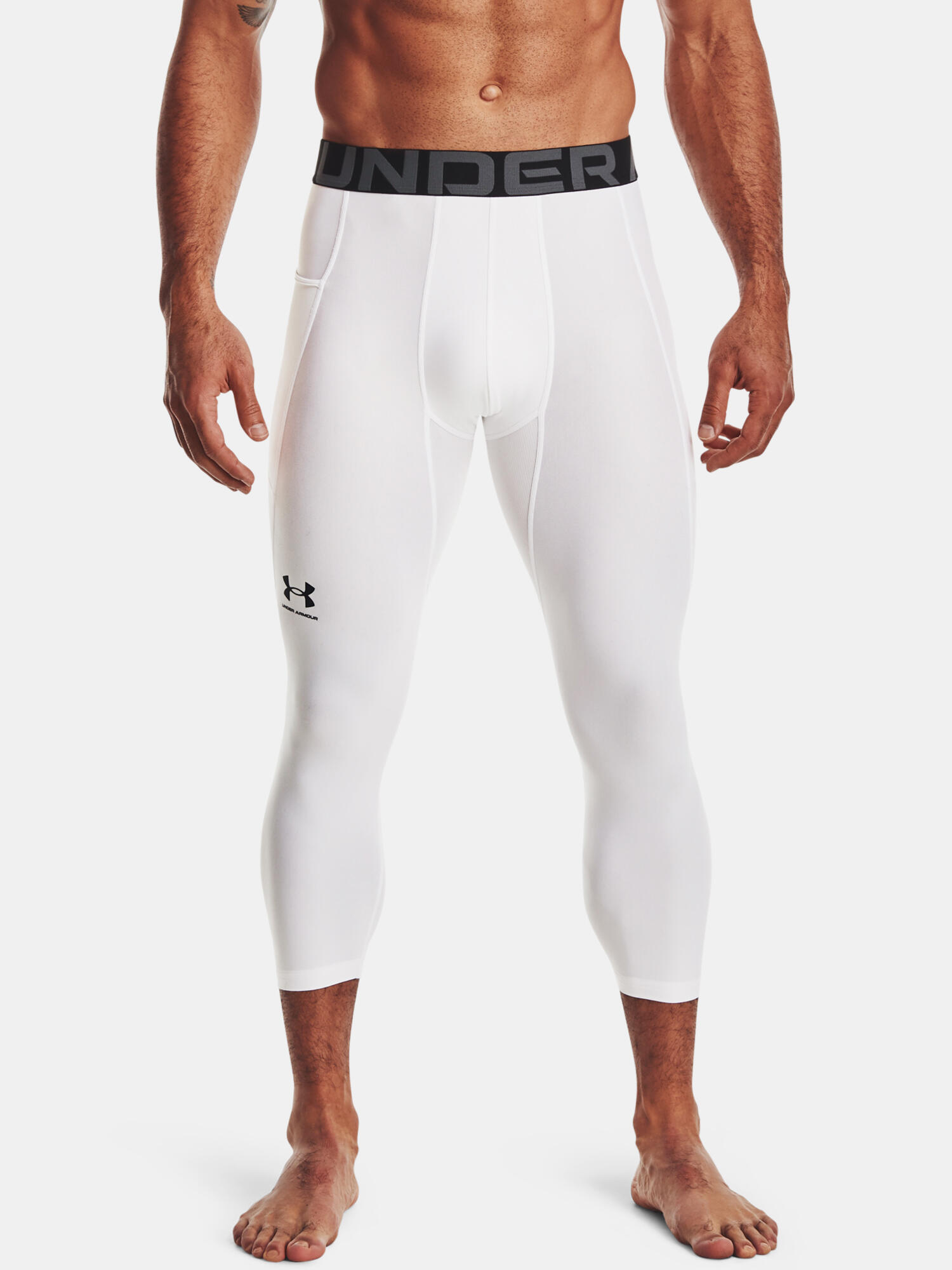 UNDER ARMOUR picture