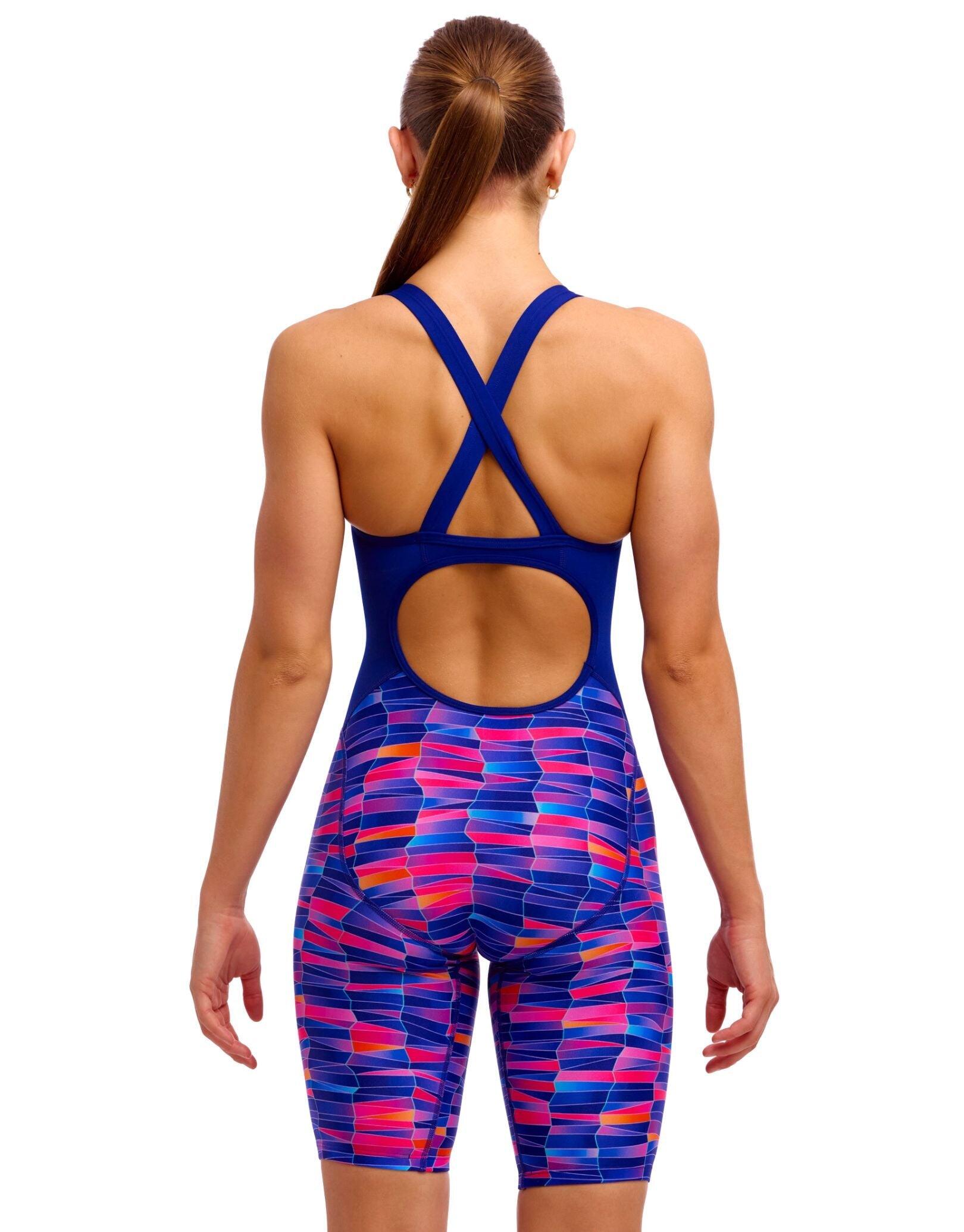 Funkita Badpak met Pijpjes Fast Training Warped Waves 2/5