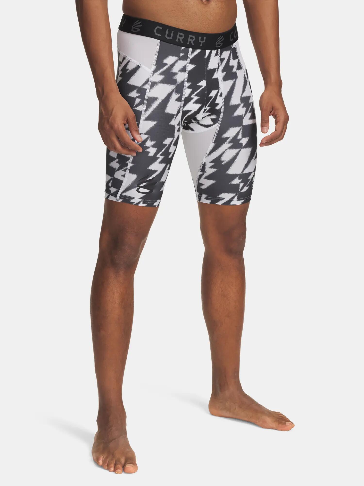 UNDER ARMOUR picture