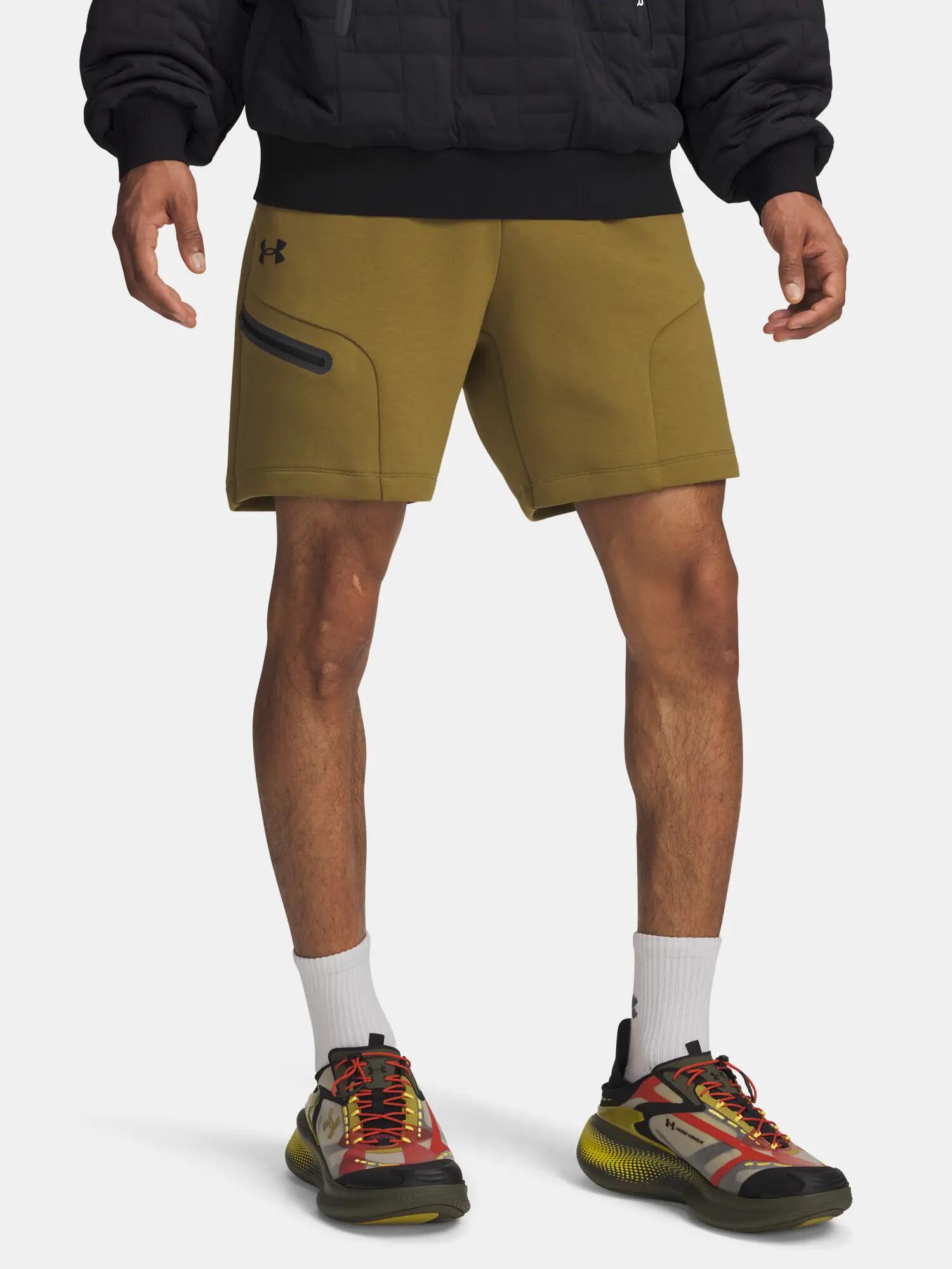 UNDER ARMOUR picture
