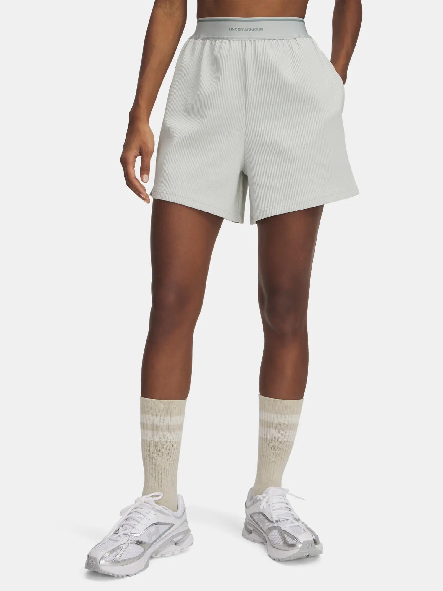UNDER ARMOUR picture