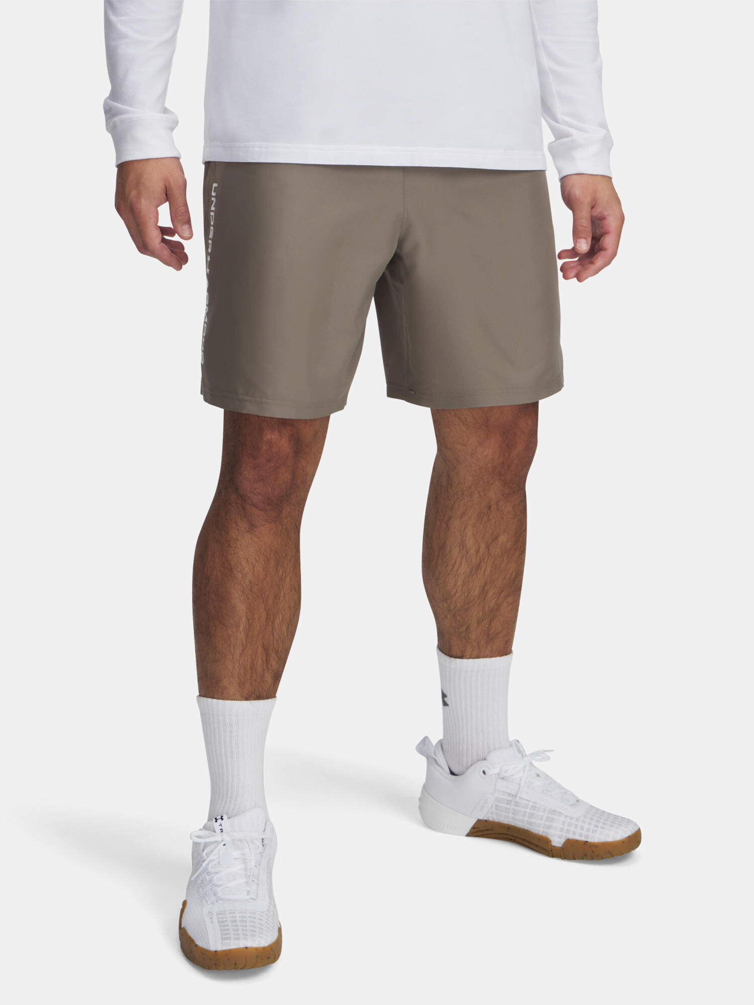 UNDER ARMOUR picture