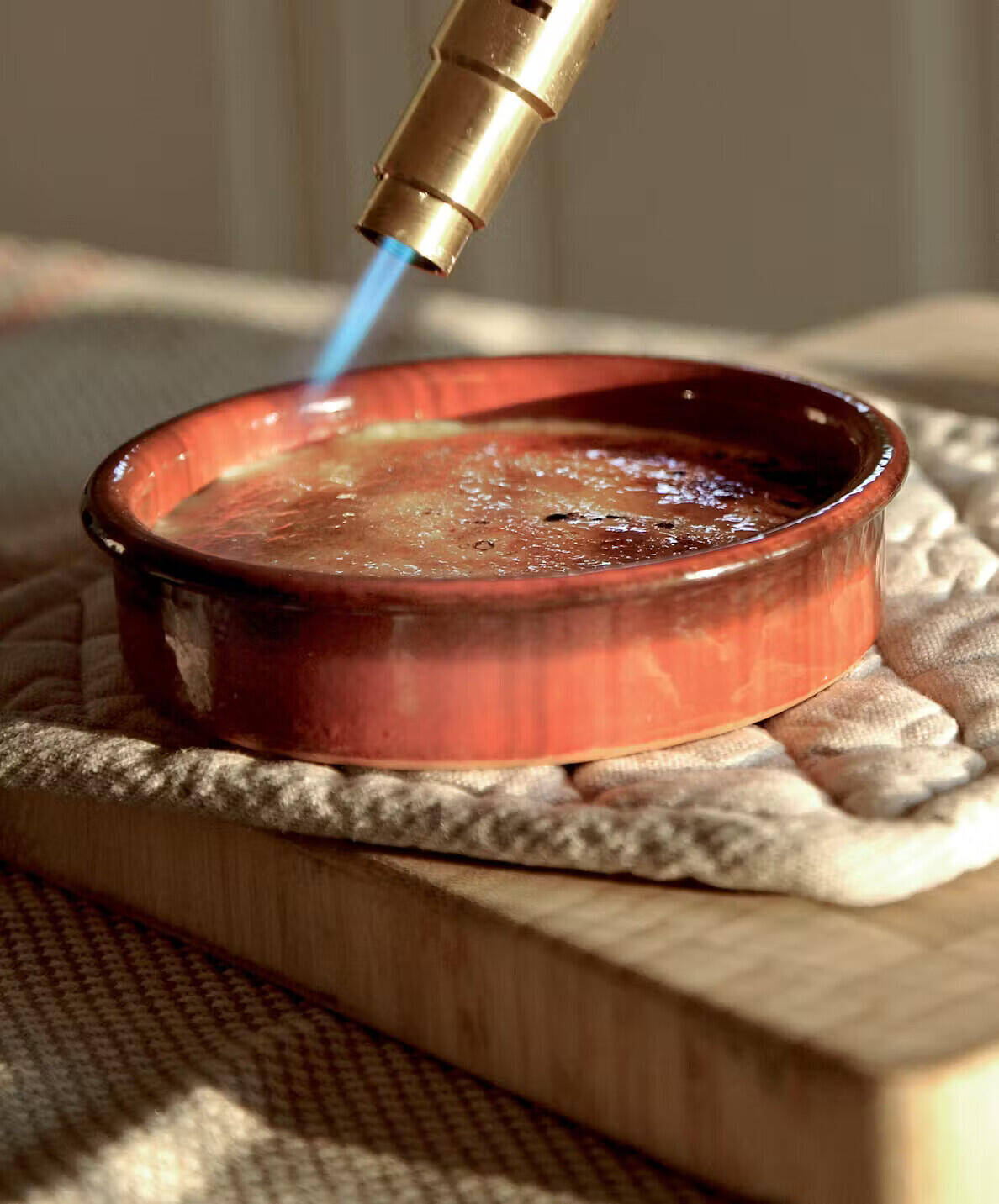 Campingaz Kitchen Blowlamp Soudogaz X2000 Blow Torch With Adjustable Flame & Safety Lock, Camping Cooking Butane Torch For Baking, Barbecue, DIY Soldering -  4