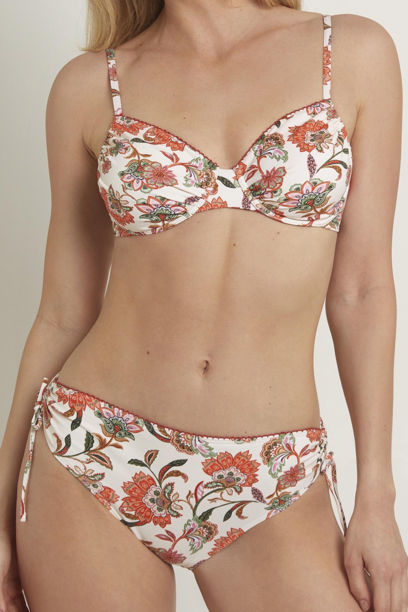 Bikini con aros y copas extraibles. Braga media-alta 3/3