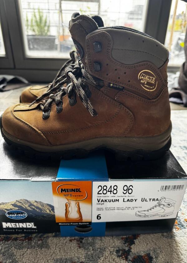 Tussen Particulieren - Meindl AB wandelschoenen 6/7